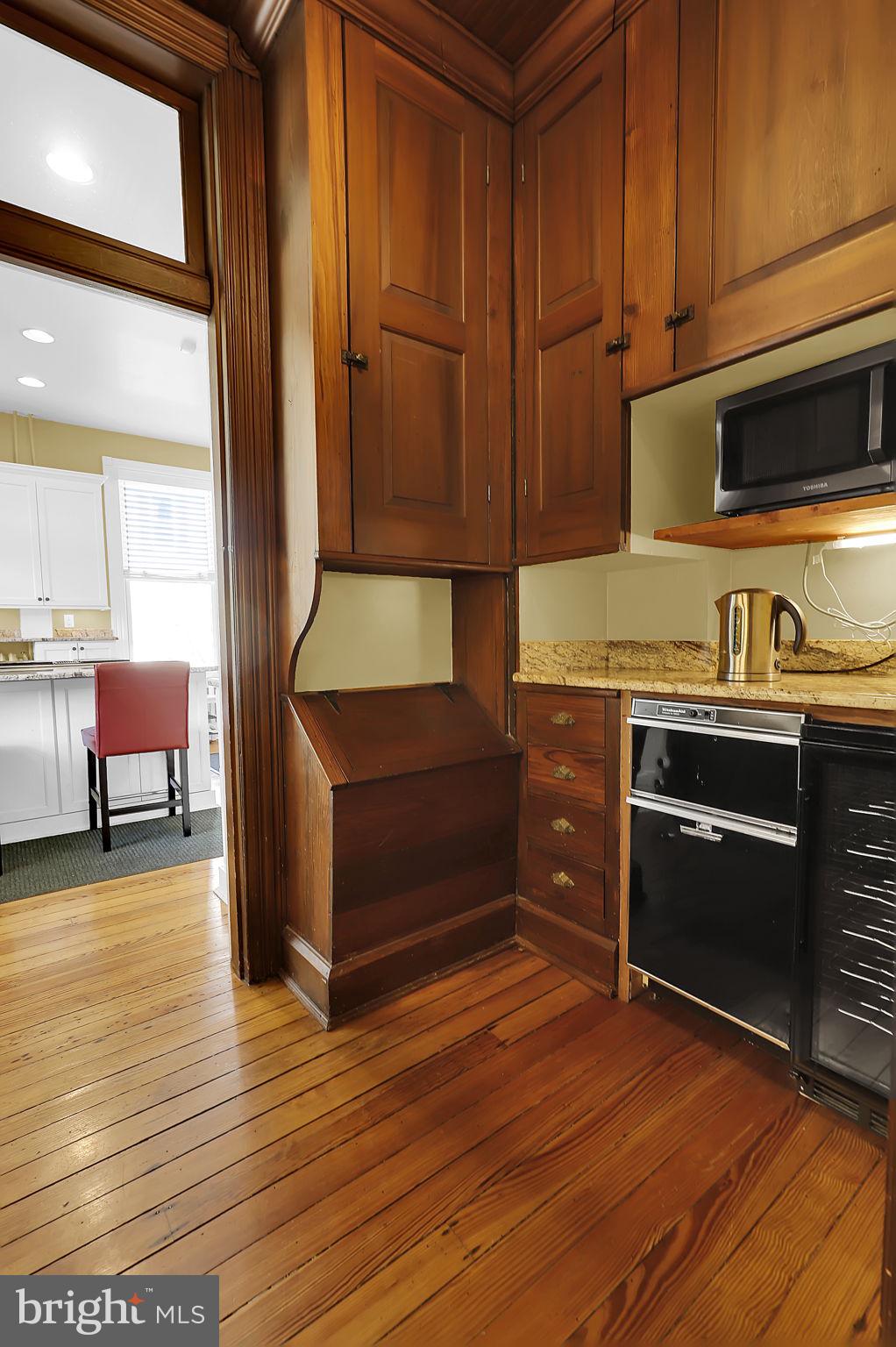 MIDDLETOWN - Residential