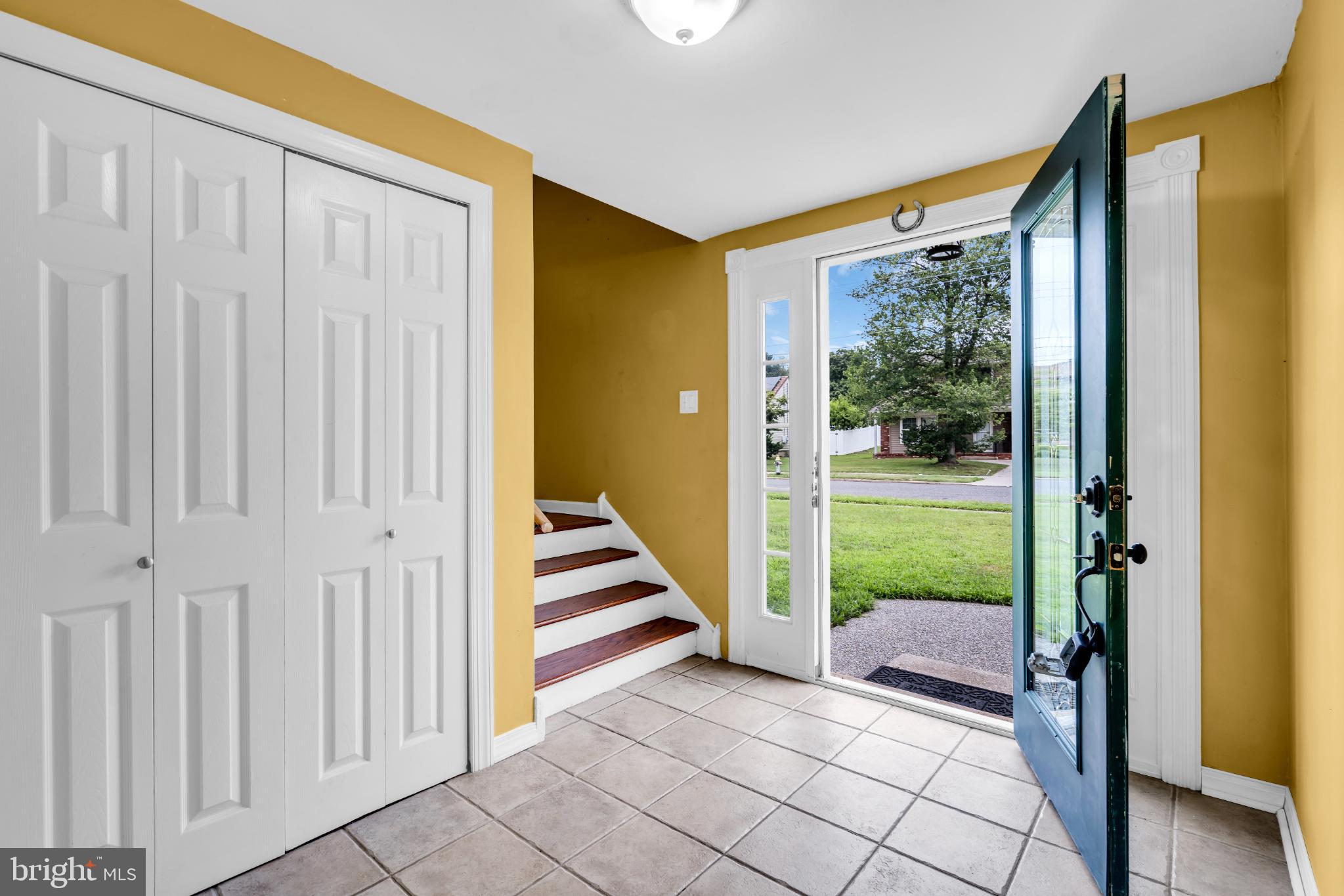 9 SHERWOOD LANE
