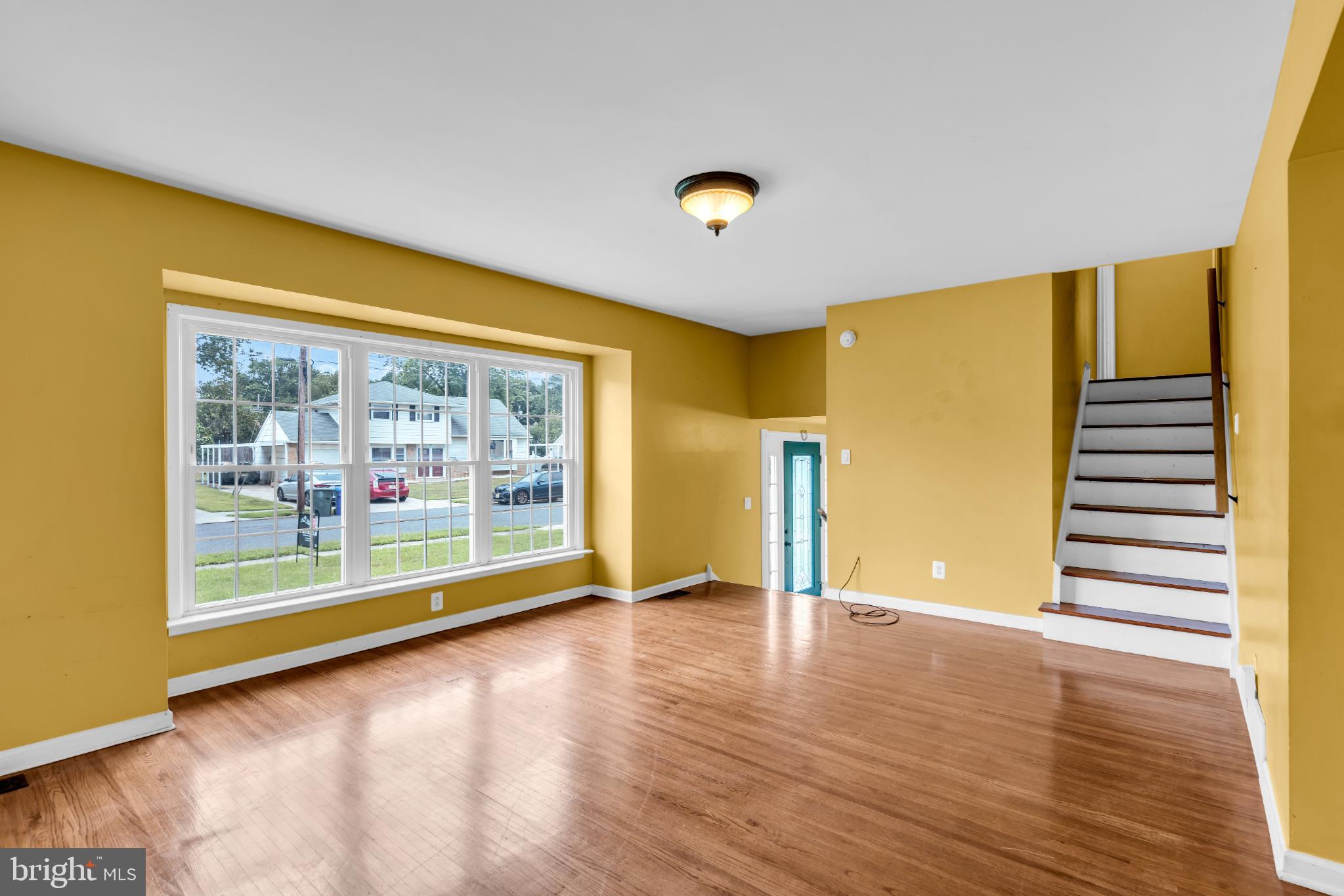 9 SHERWOOD LANE