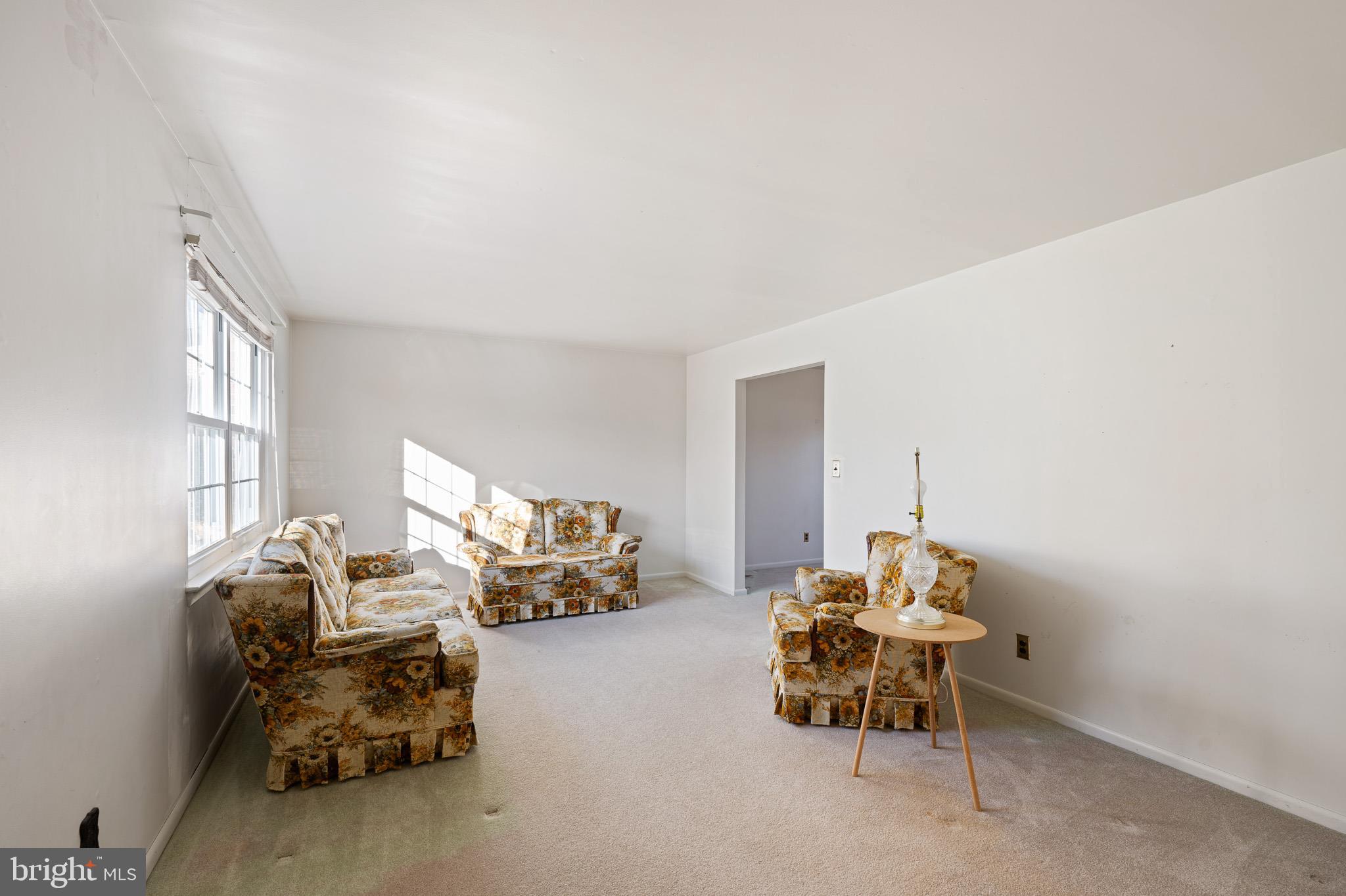 281 KESSELRING AVENUE