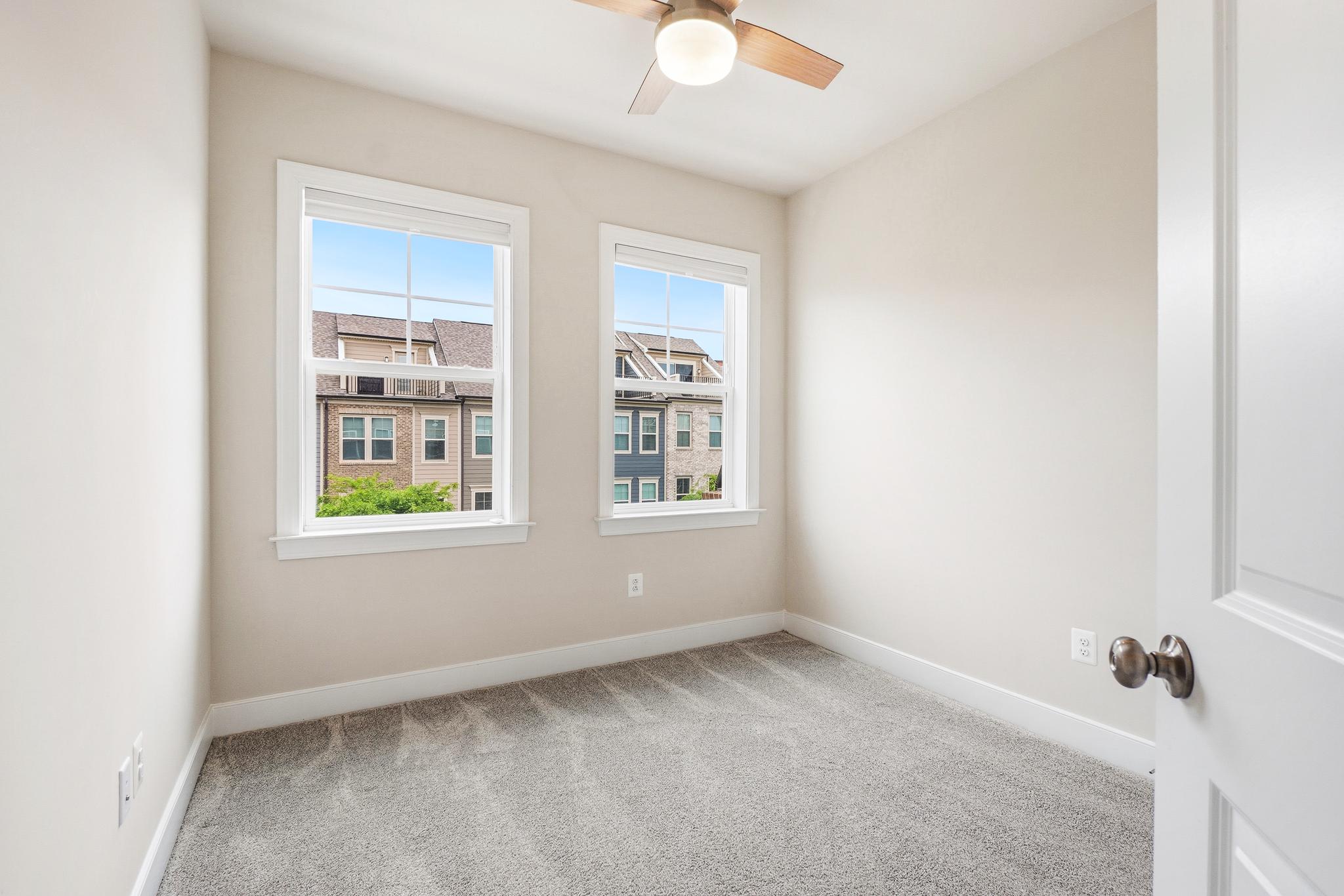 CROWN - Residential