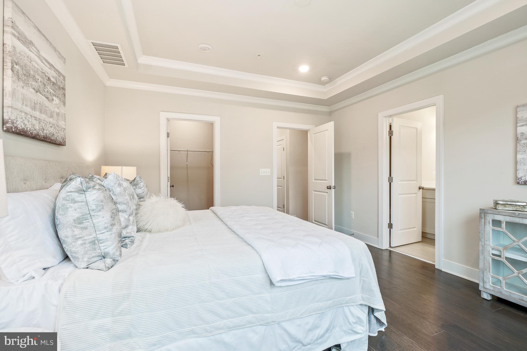 CROWN - Residential
