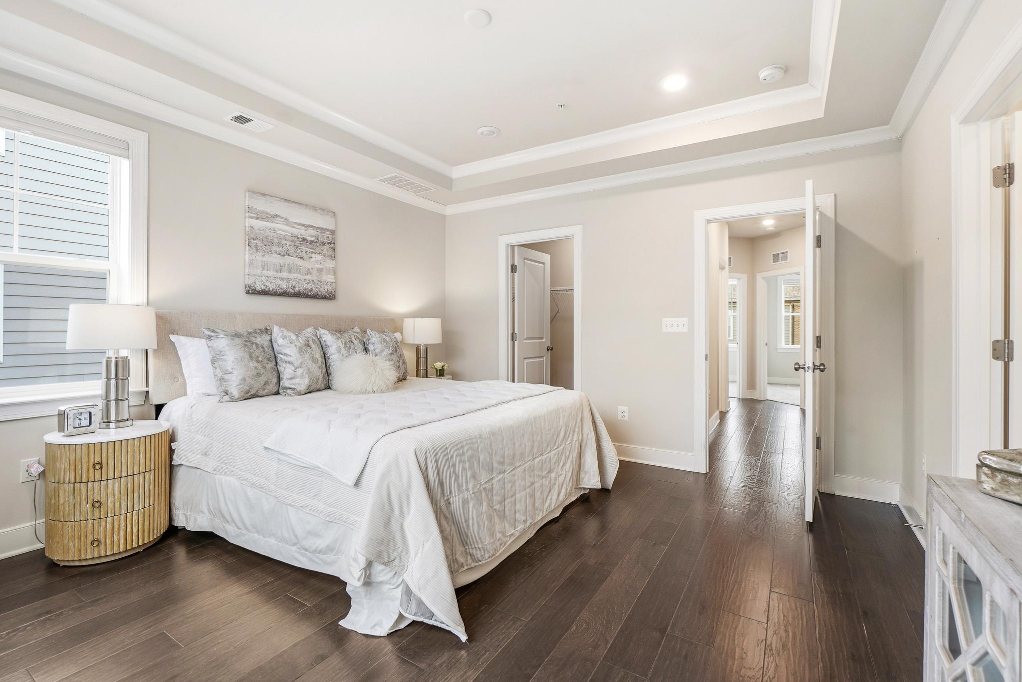 CROWN - Residential