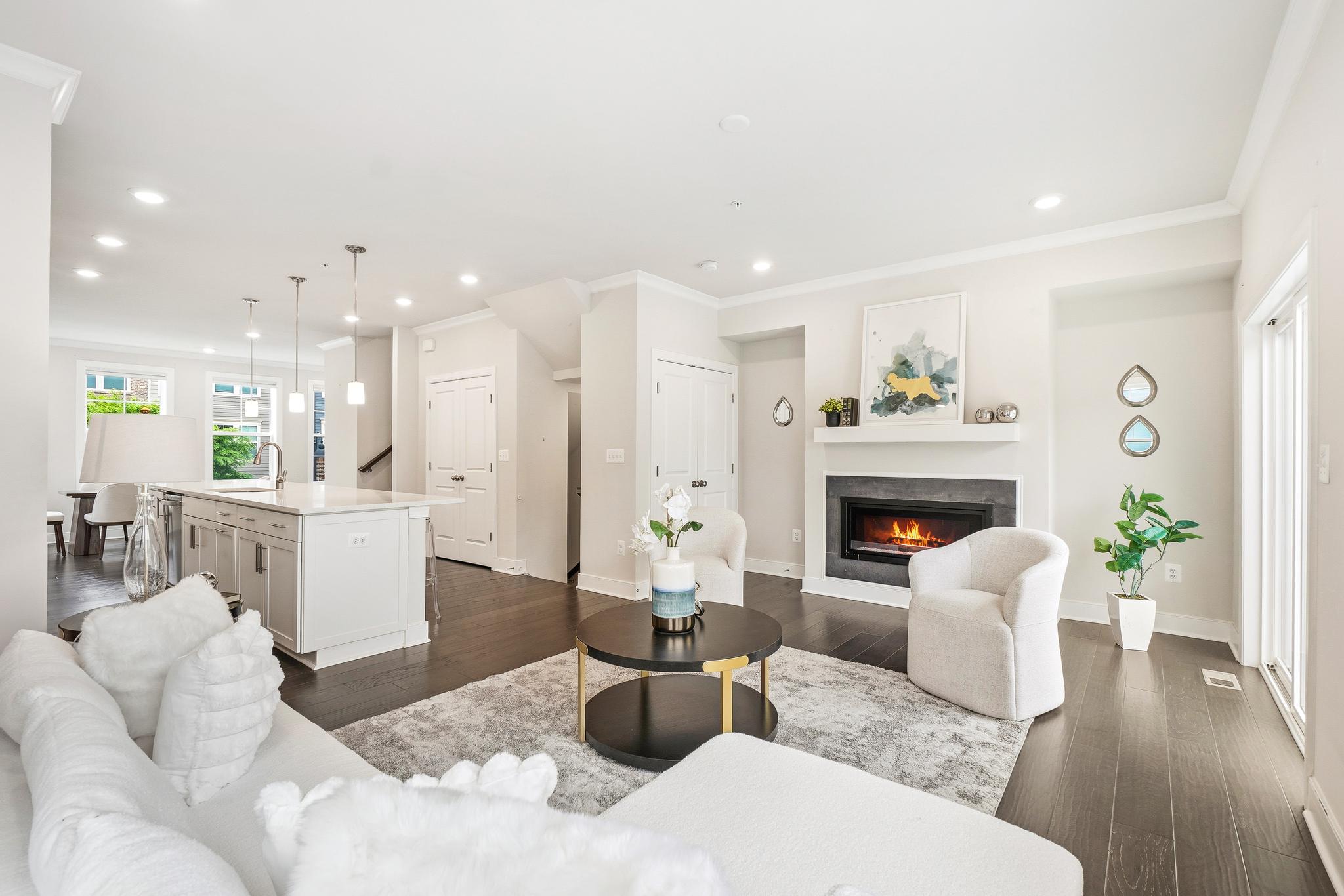 CROWN - Residential