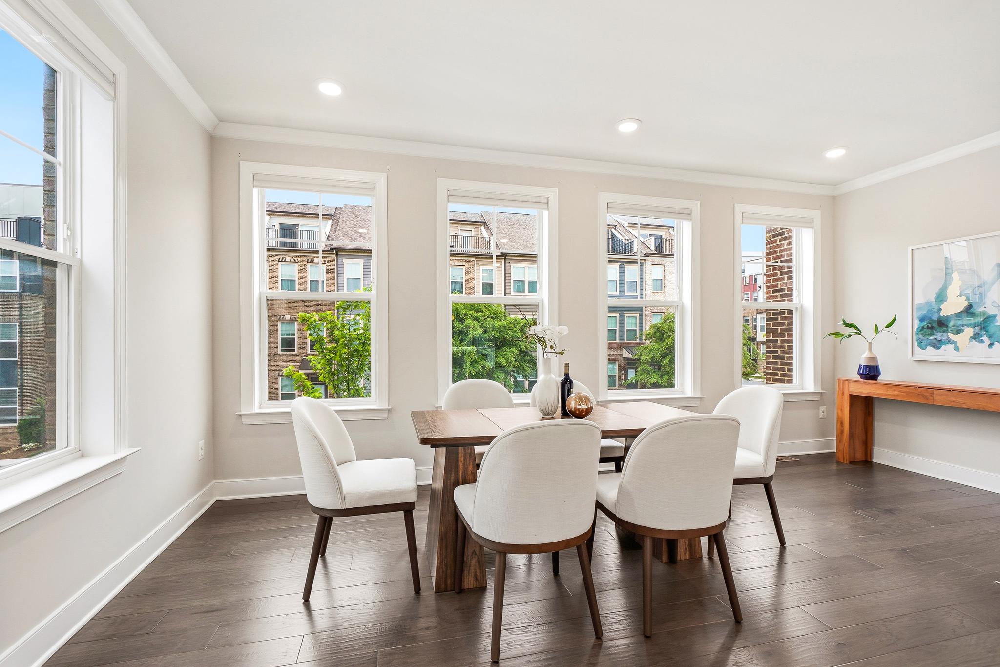 CROWN - Residential