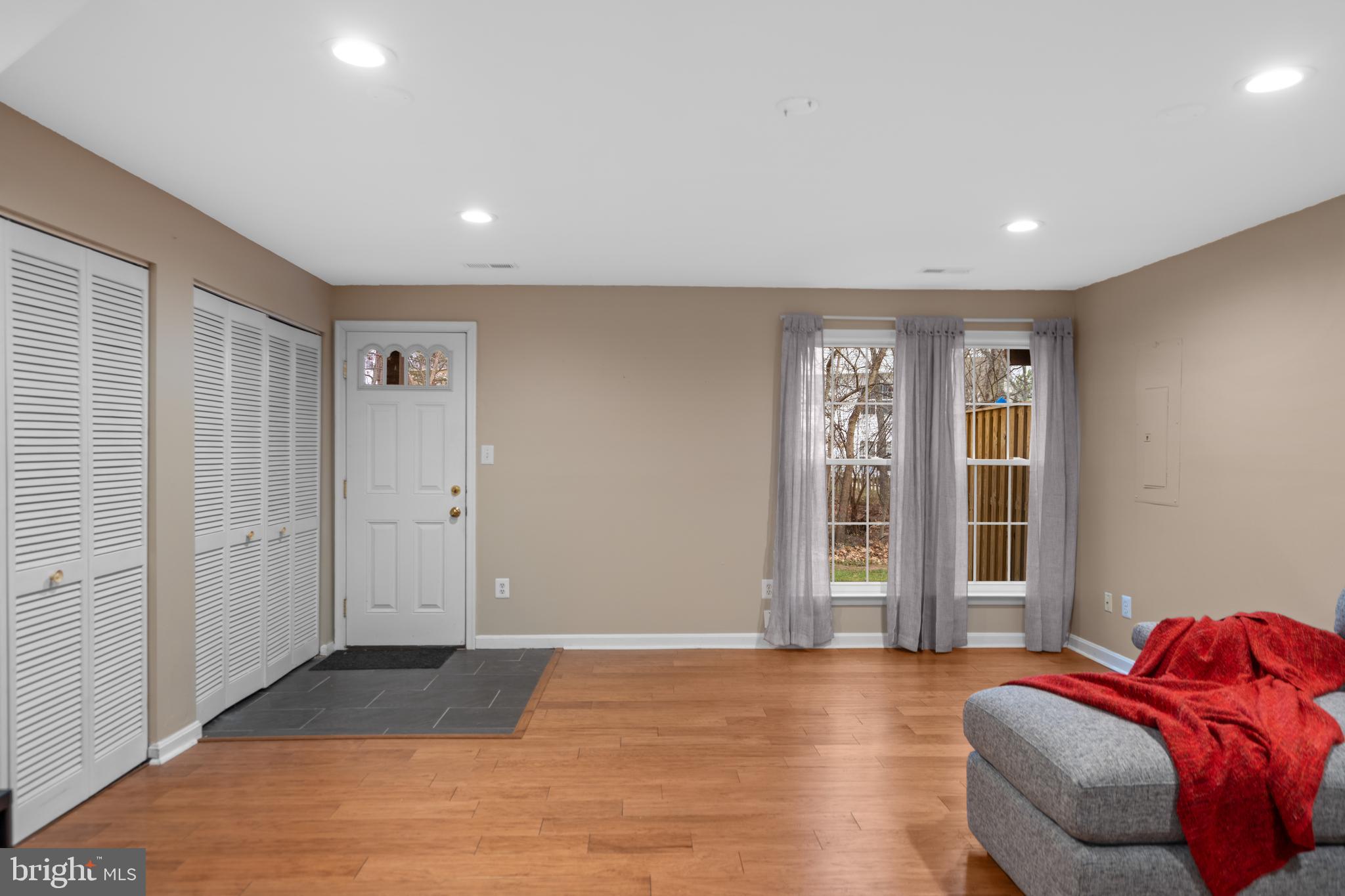 SAYBROOKE - Residential