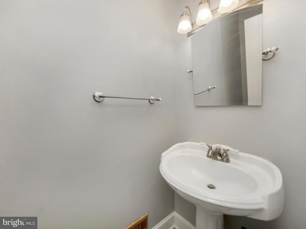 AQUIA HARBOUR - Residential