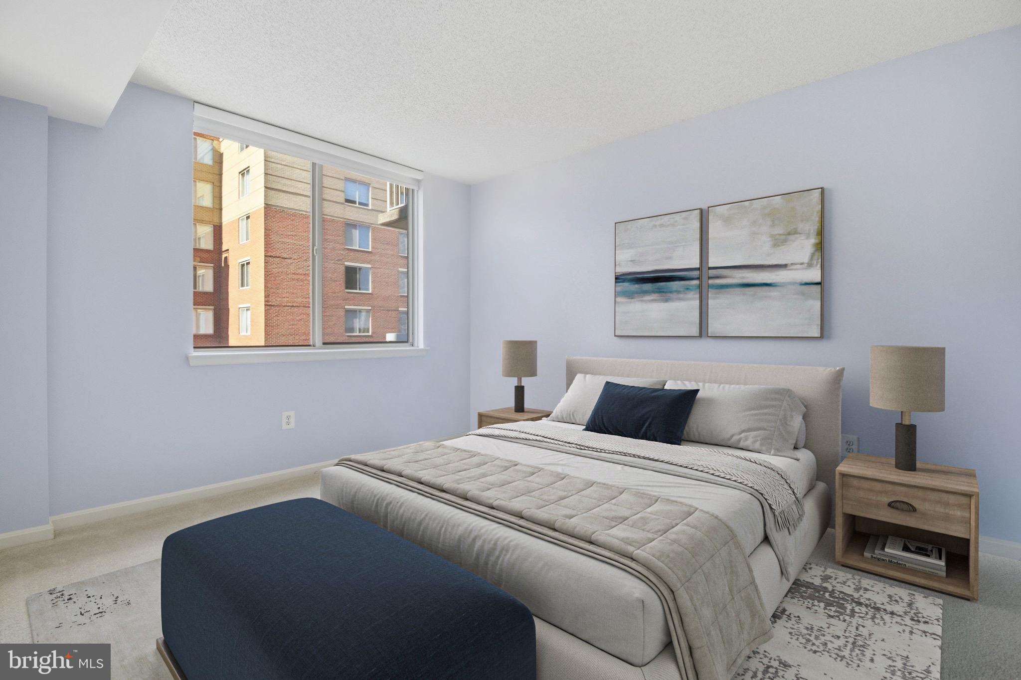 LEXINGTON SQUARE - Residential