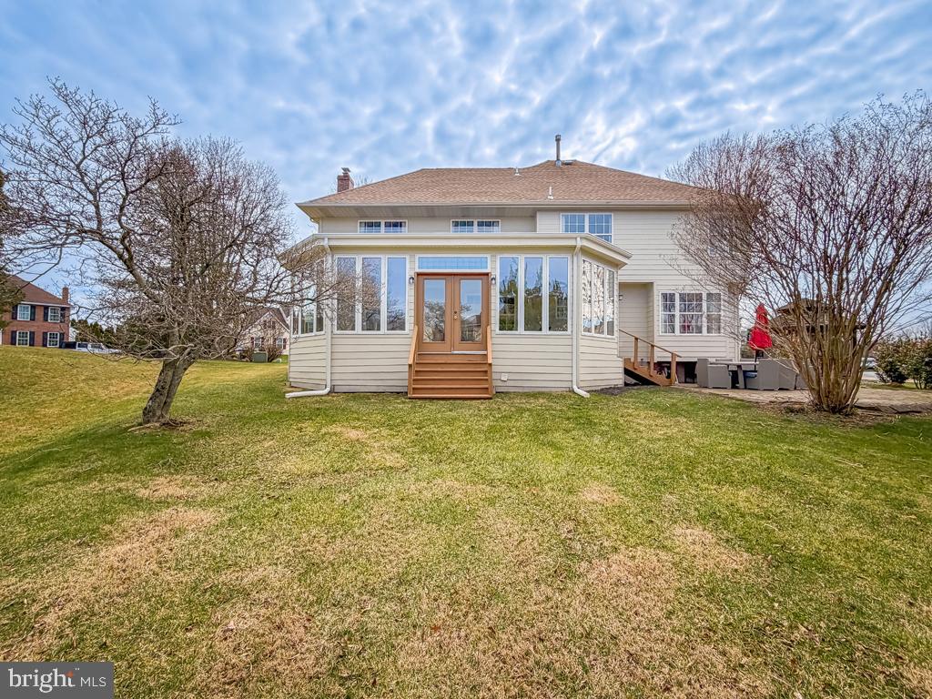 LAUREL OAKS - Residential