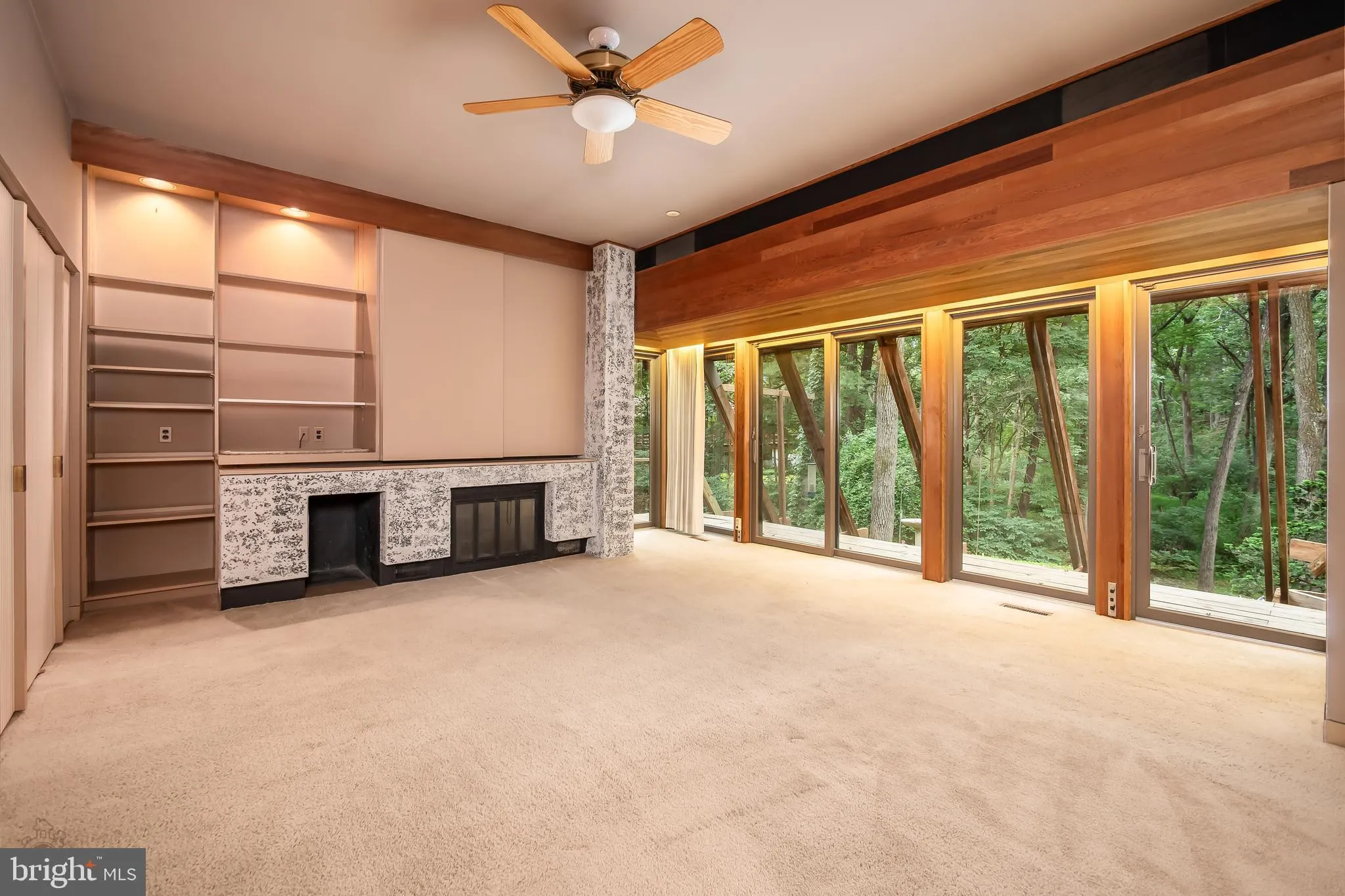 Allentown, Pennsylvania 18103, United States, 3 Bedrooms Bedrooms, ,4 BathroomsBathrooms,Residential,Active,169198