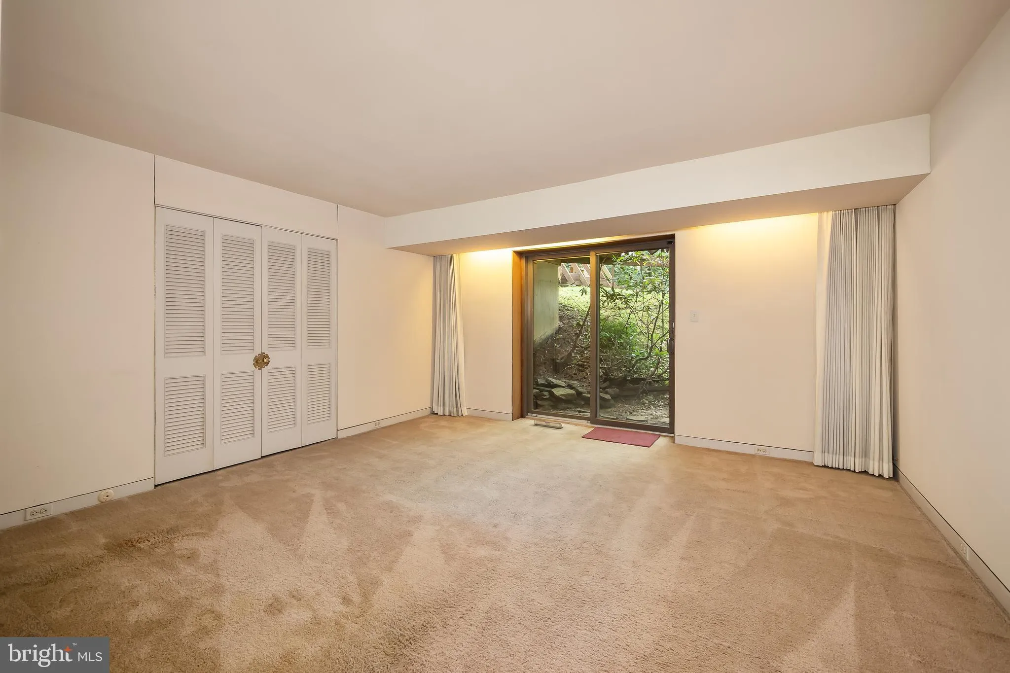 Allentown, Pennsylvania 18103, United States, 3 Bedrooms Bedrooms, ,4 BathroomsBathrooms,Residential,Active,169198