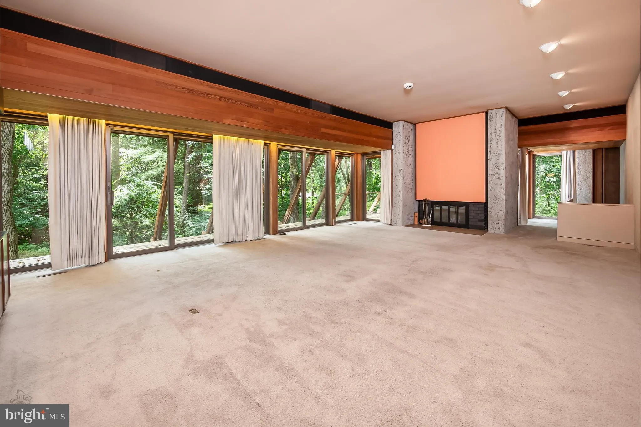 Allentown, Pennsylvania 18103, United States, 3 Bedrooms Bedrooms, ,4 BathroomsBathrooms,Residential,Active,169198