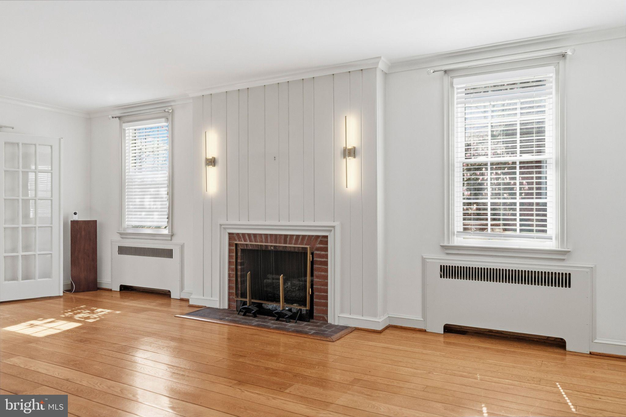 2116 BRANCH AVENUE SE