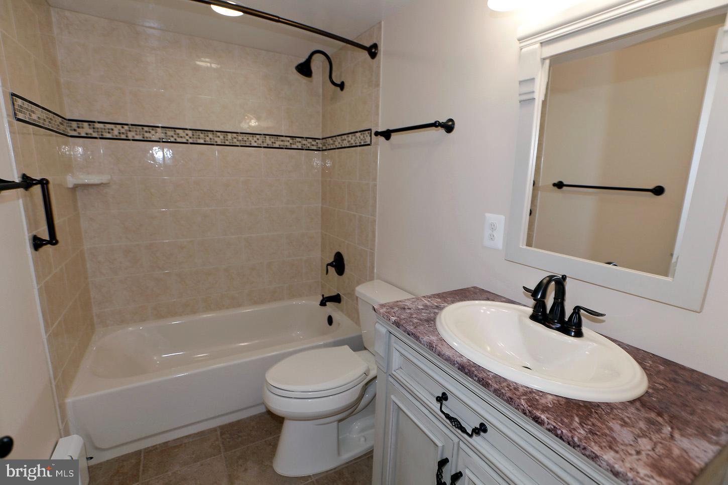 BRADDOCK - Residential Lease