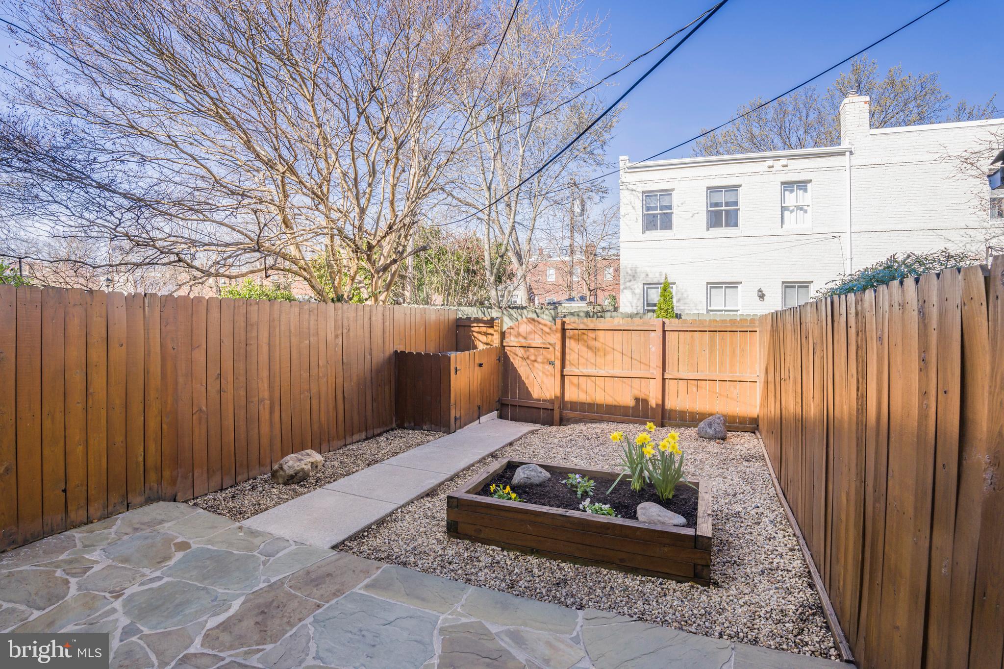 BRADDOCK - Residential Lease