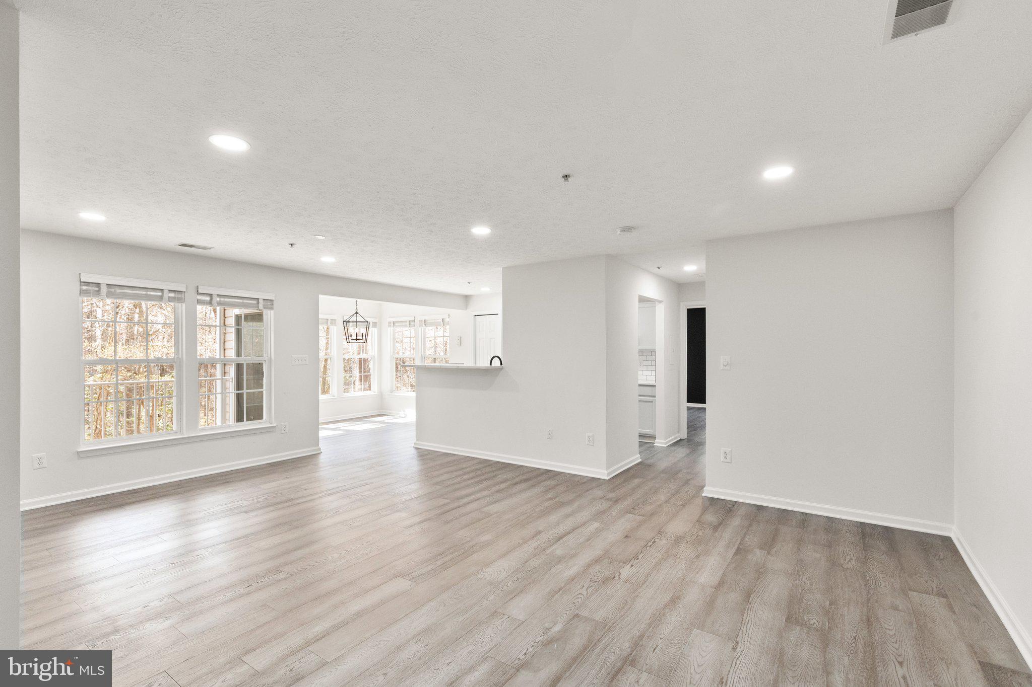 PINEY ORCHARD - Residential