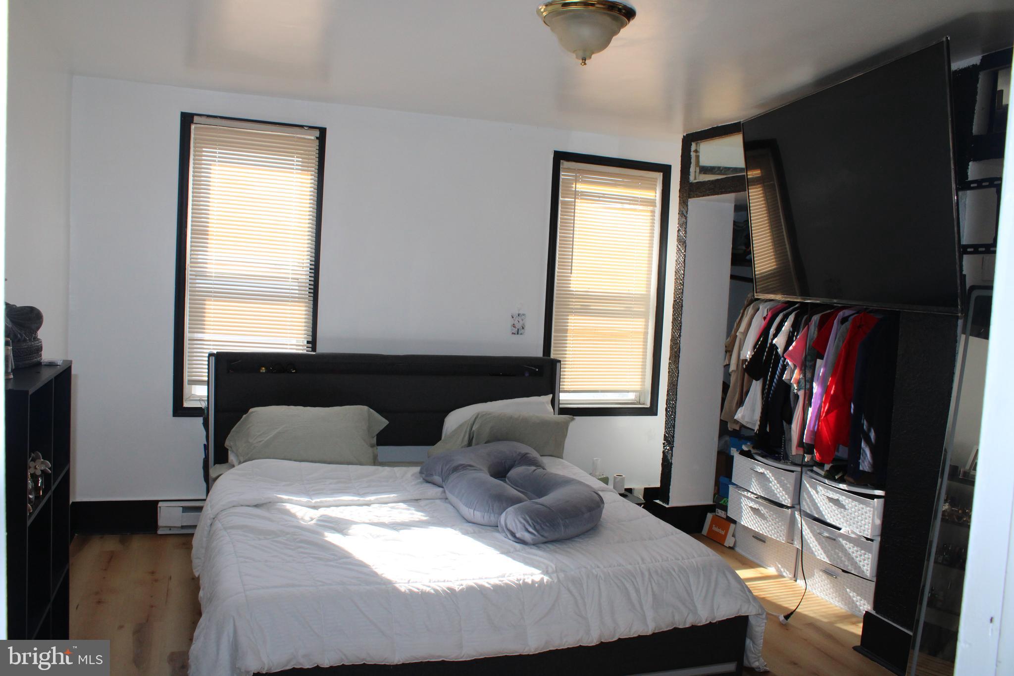 PHILADELPHIA (WEST) - Residential