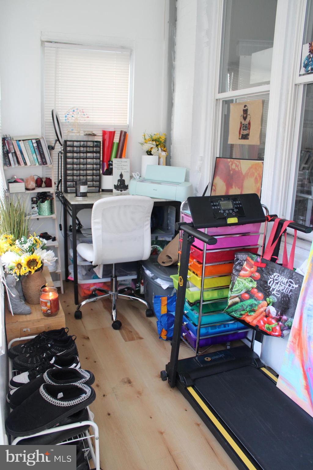 PHILADELPHIA (WEST) - Residential