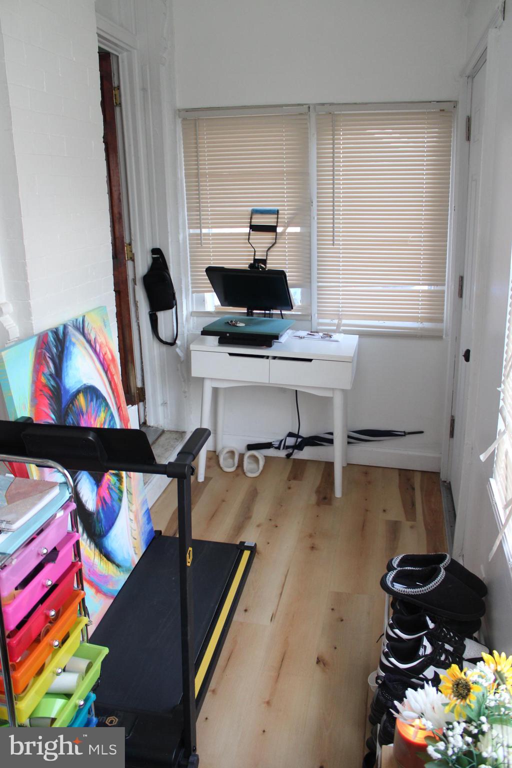 PHILADELPHIA (WEST) - Residential