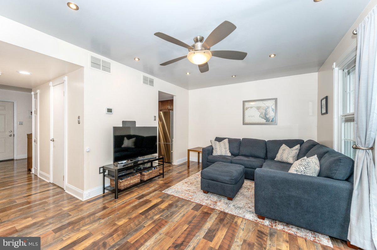 MARBLE HILL - Residential