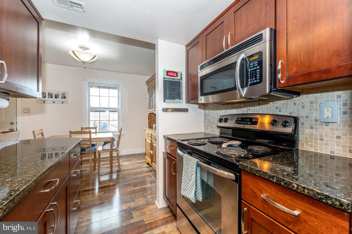 MARBLE HILL - Residential