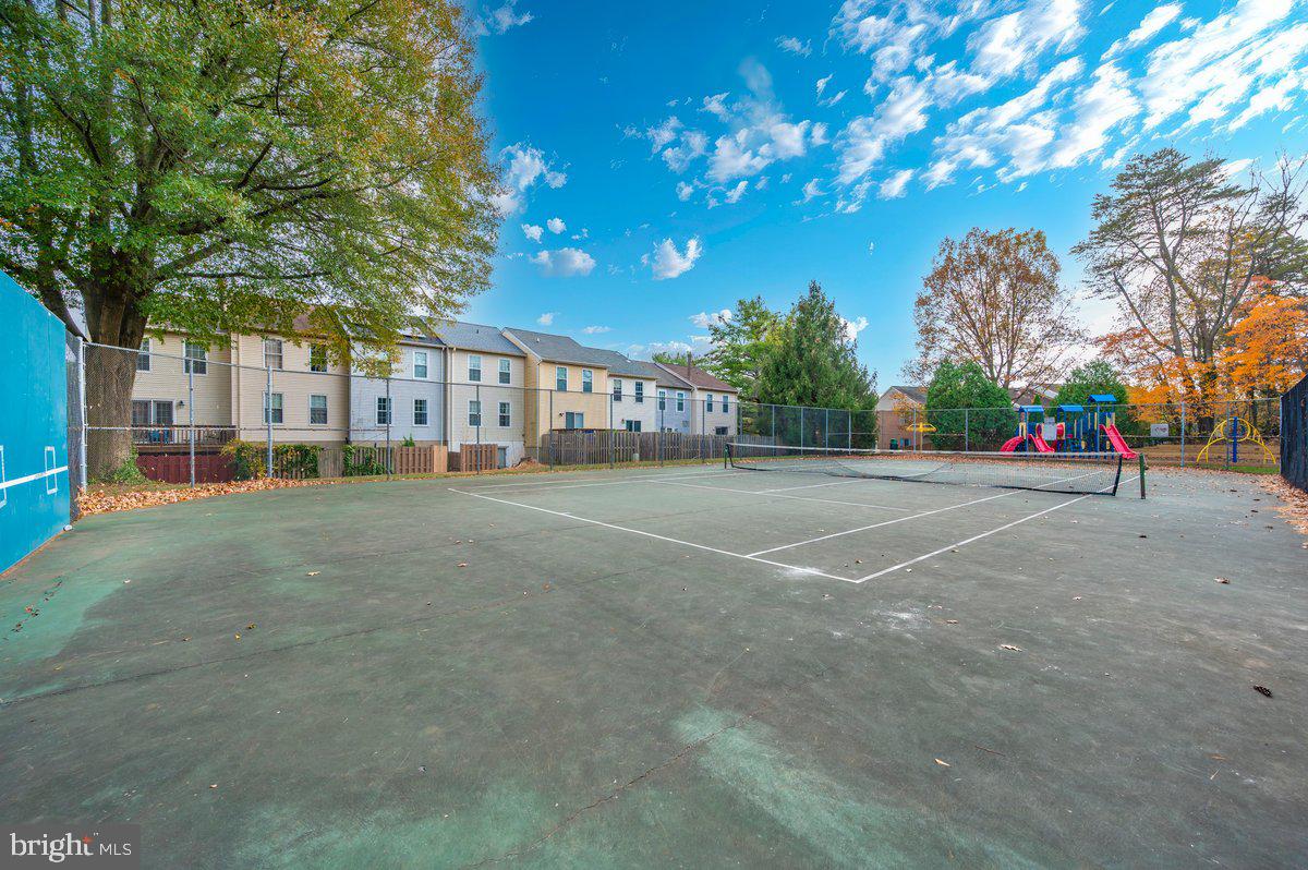 MARBLE HILL - Residential