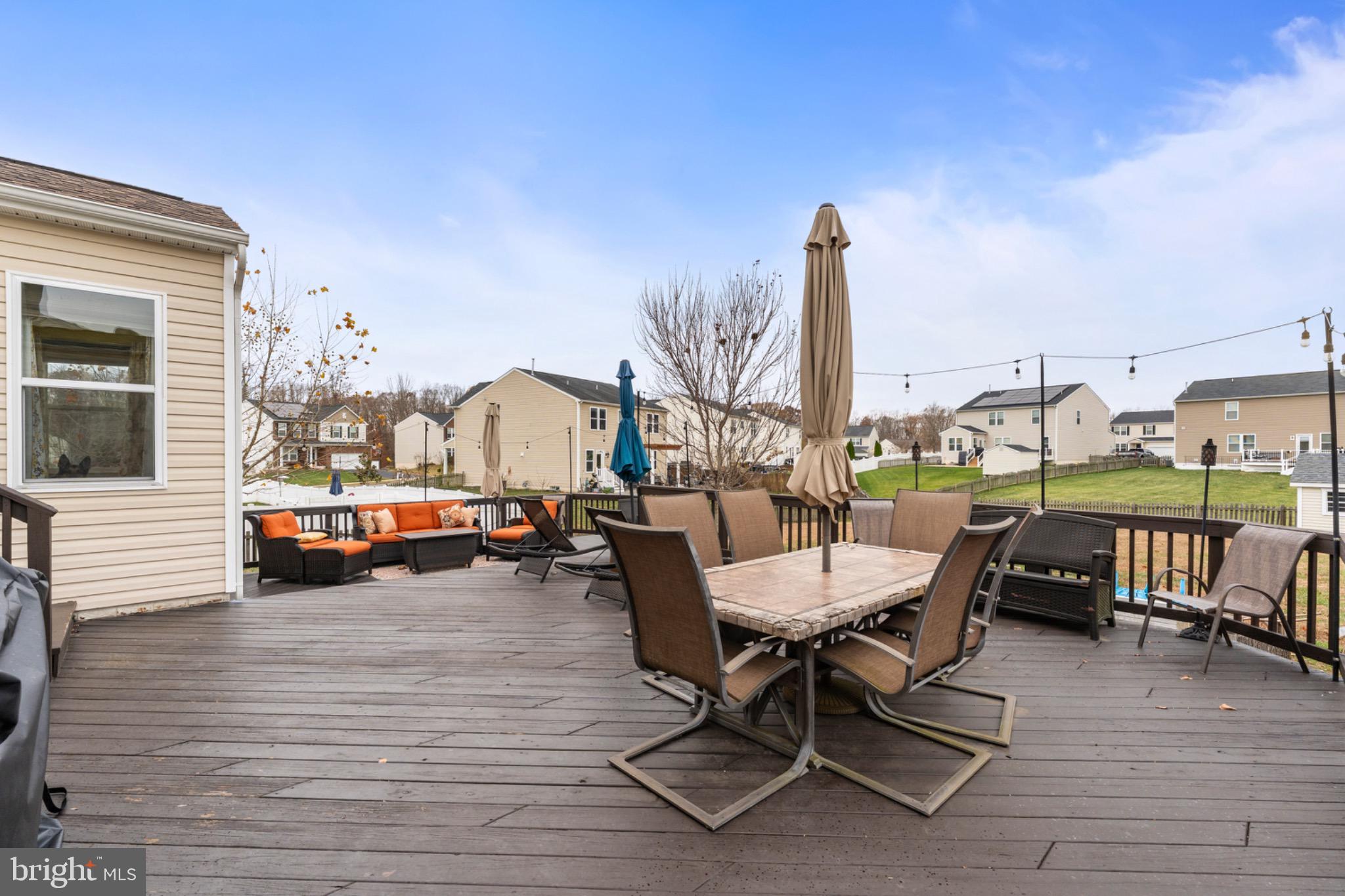 STAFFORD LAKES VILLAGE - Residential