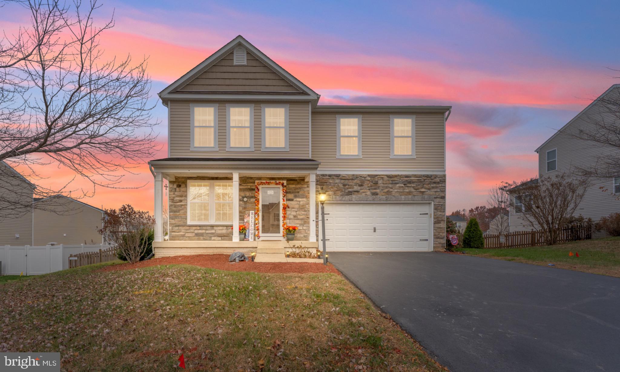 STAFFORD LAKES VILLAGE - Residential