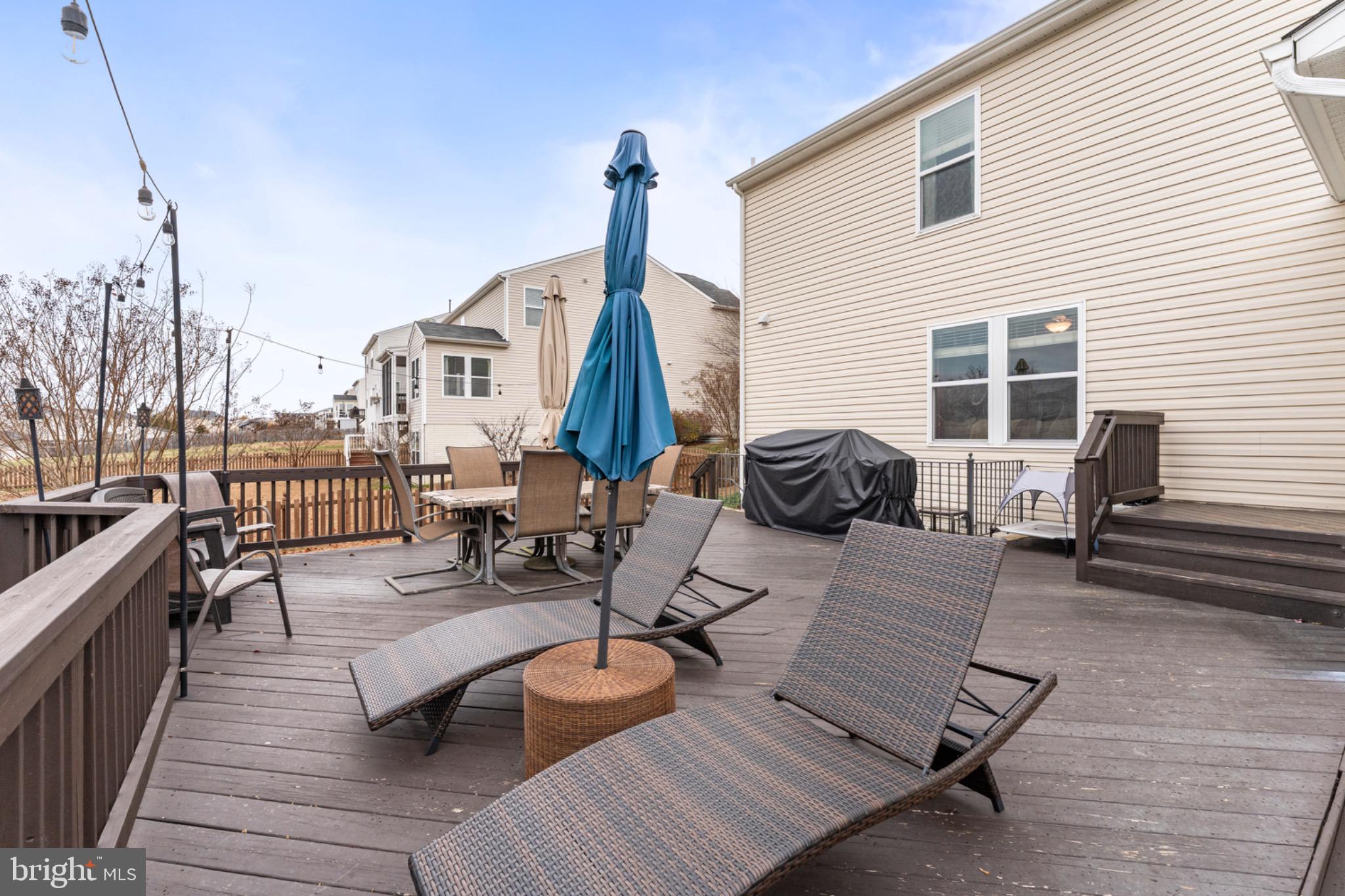 STAFFORD LAKES VILLAGE - Residential