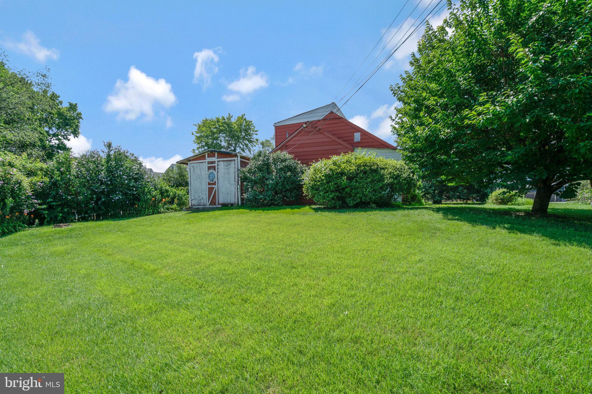 ANNALEE HEIGHTS - Residential