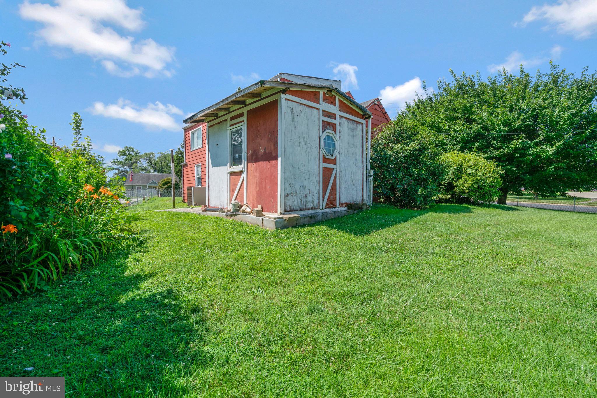 ANNALEE HEIGHTS - Residential