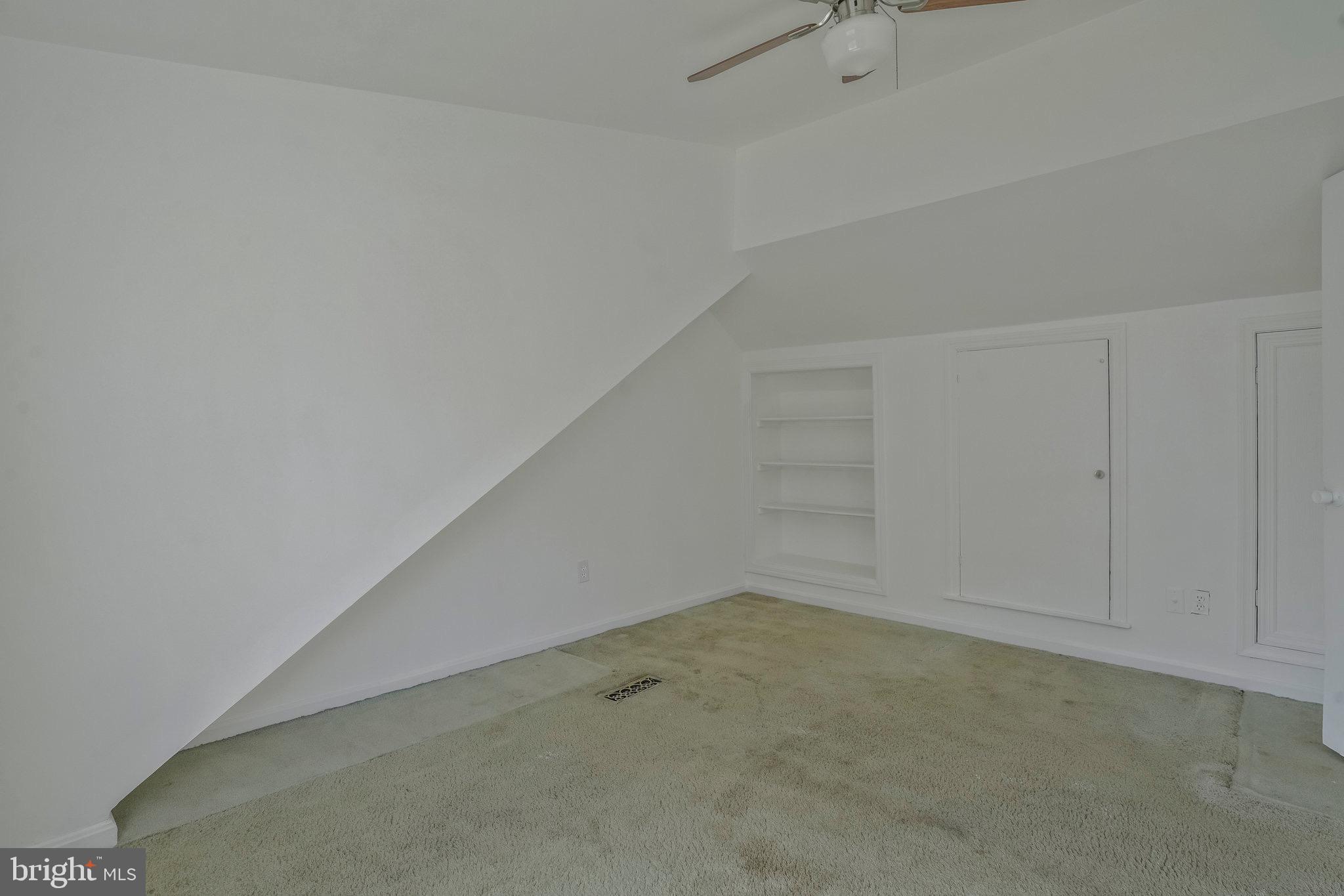 ANNALEE HEIGHTS - Residential