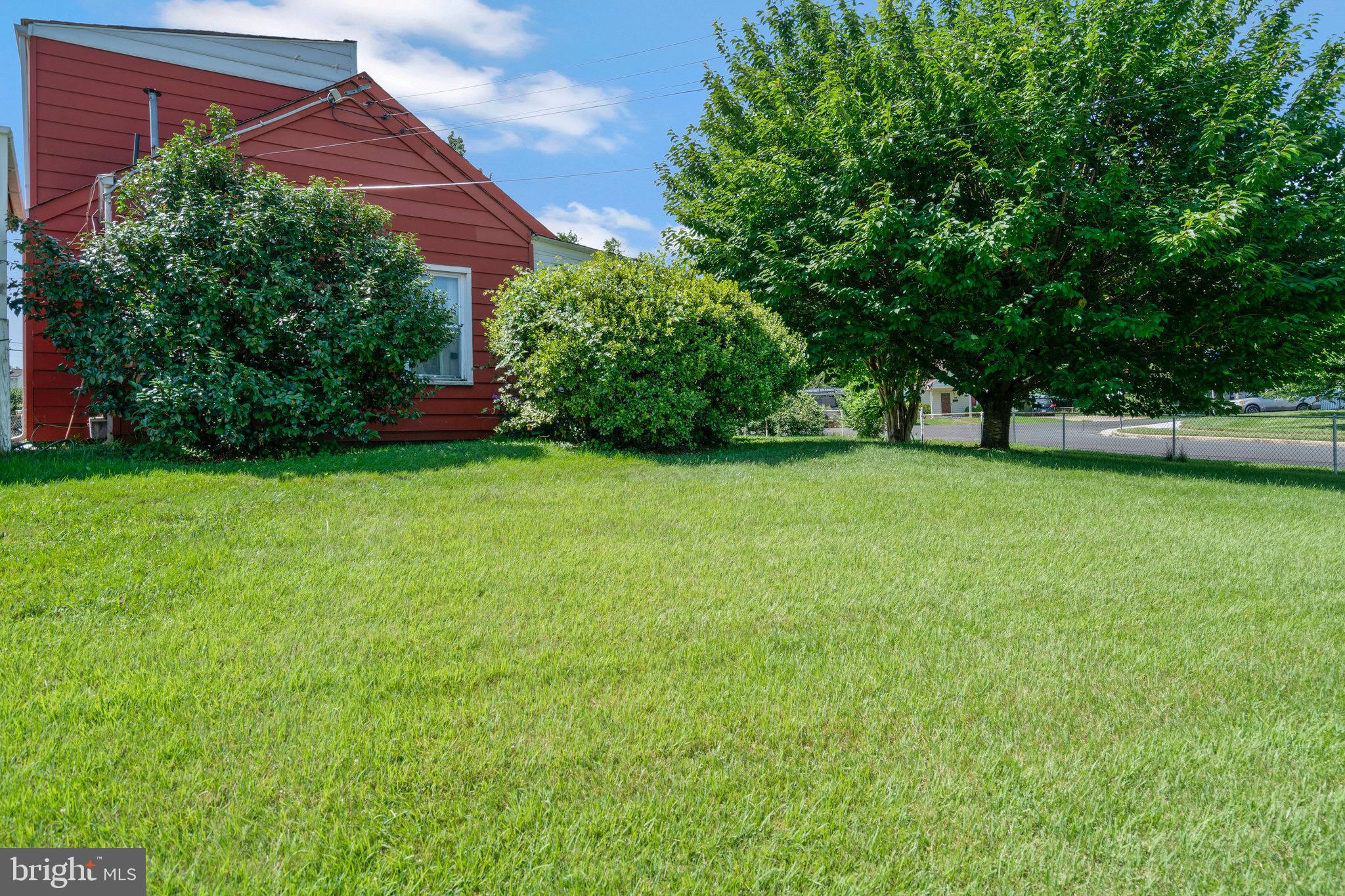 ANNALEE HEIGHTS - Residential