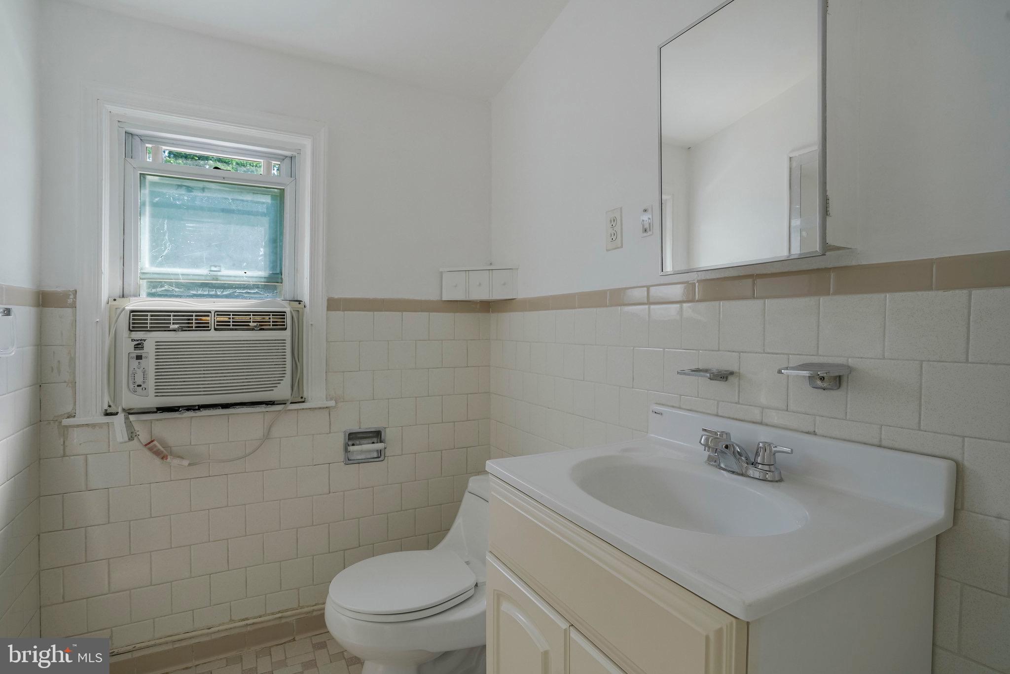 ANNALEE HEIGHTS - Residential