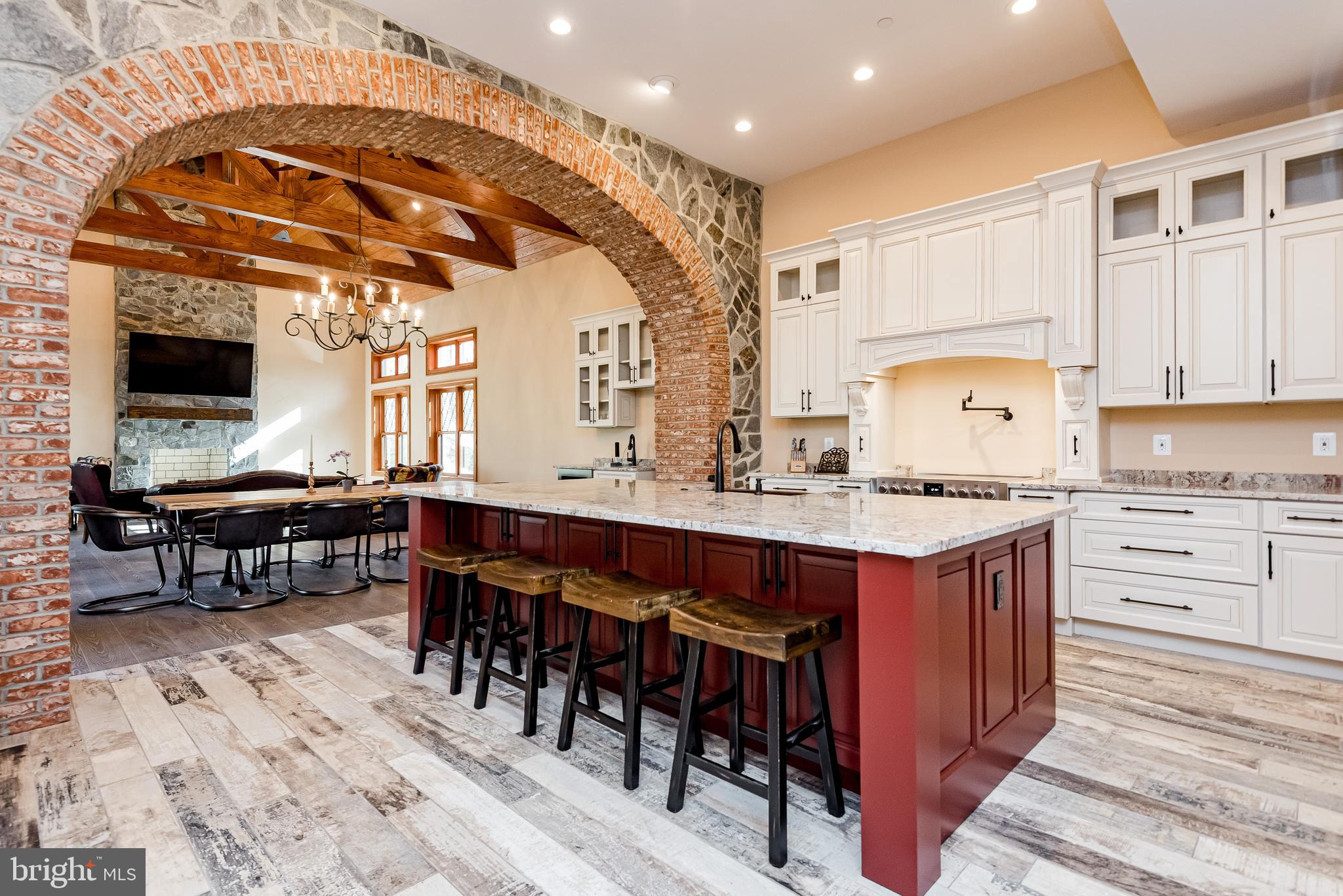 CARRIAGE ESTATES - Land