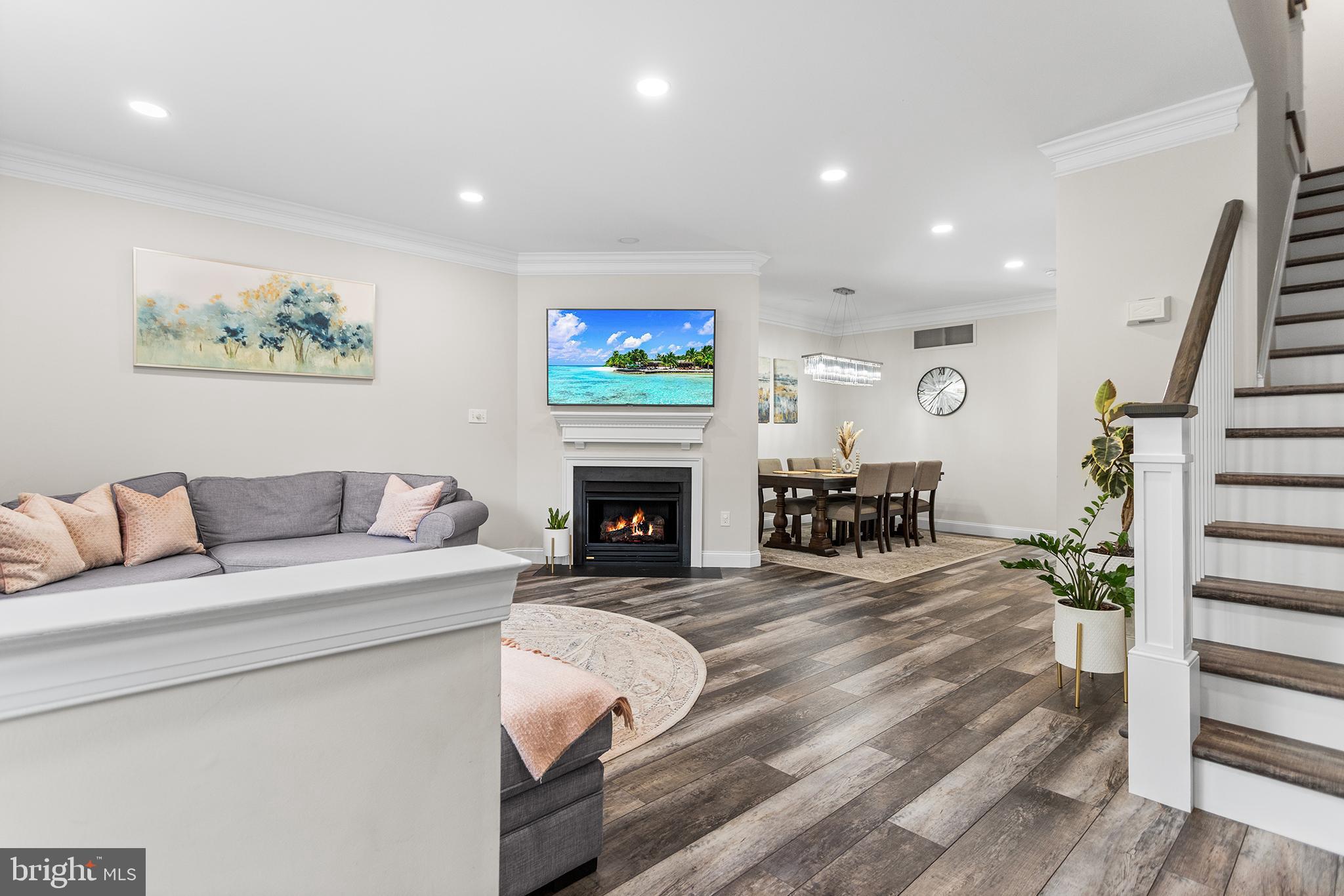 SPRING VALLEY WAY - Residential