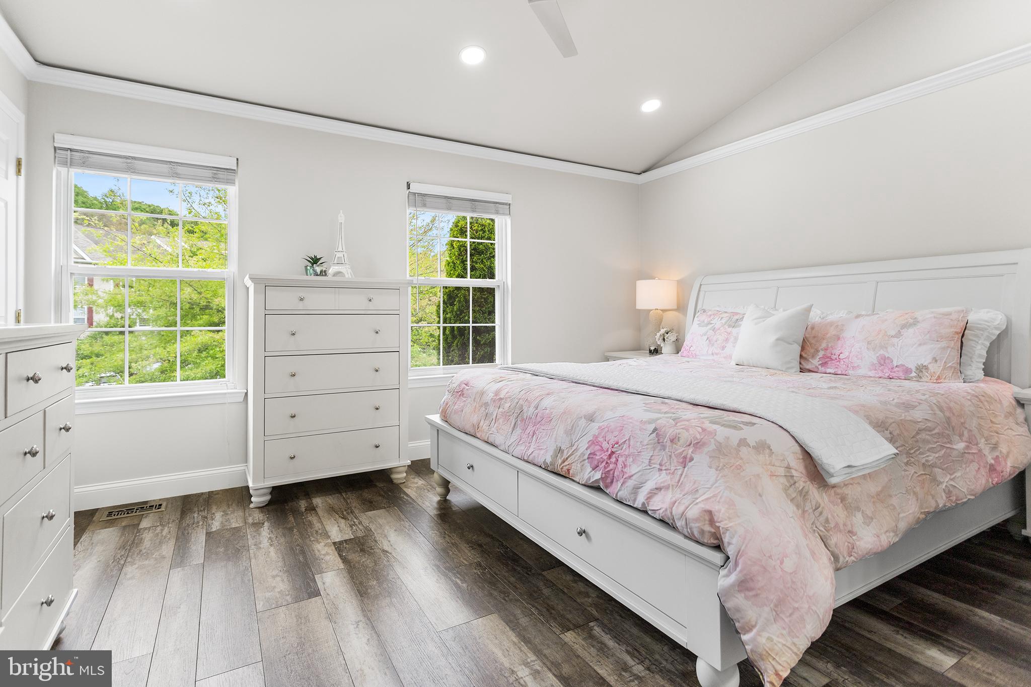 SPRING VALLEY WAY - Residential