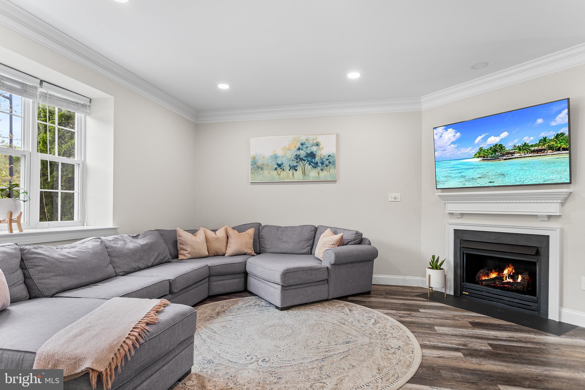SPRING VALLEY WAY - Residential