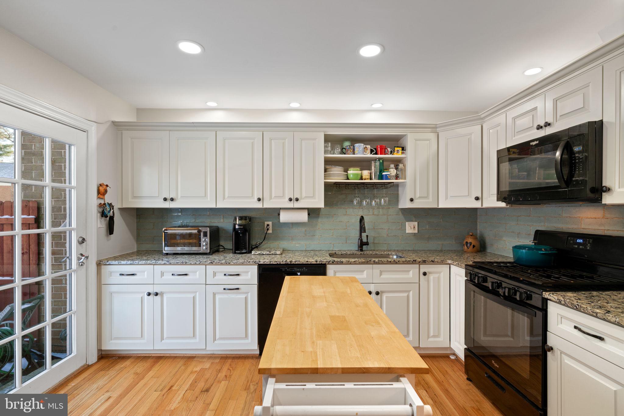 CHARLESTOWN - Residential