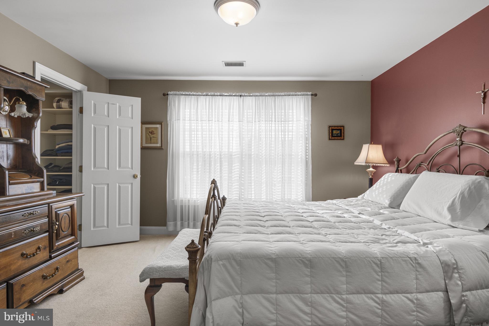 LAUREL HEIGHTS - Residential