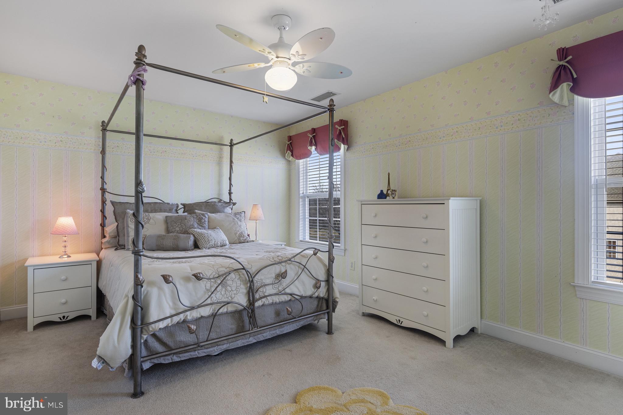 LAUREL HEIGHTS - Residential