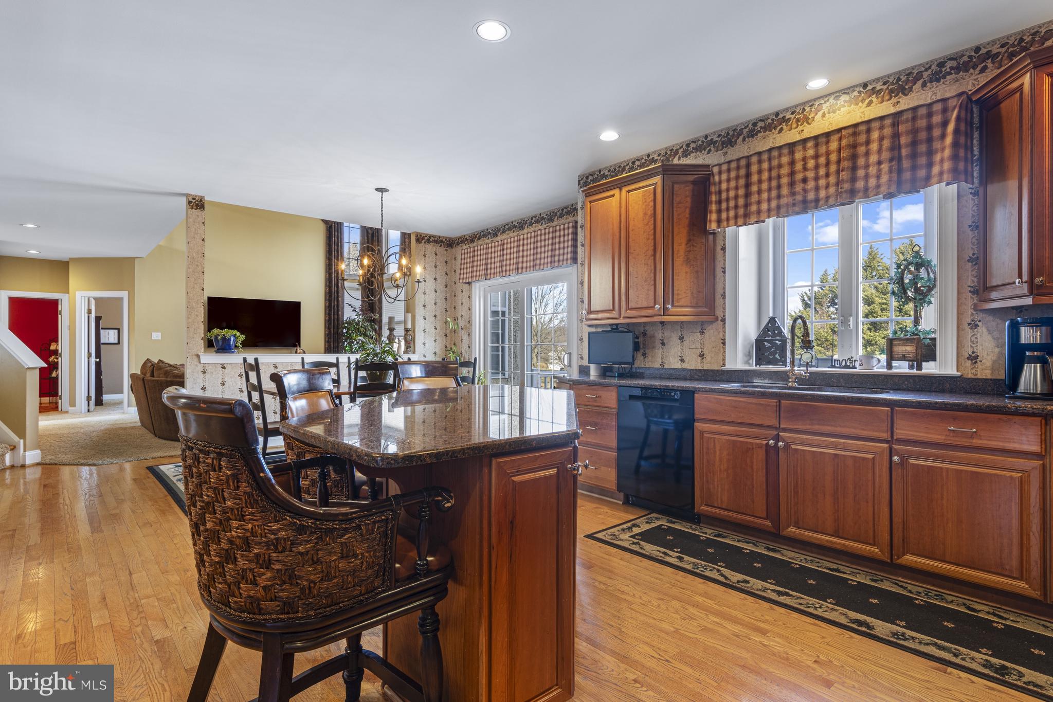 LAUREL HEIGHTS - Residential