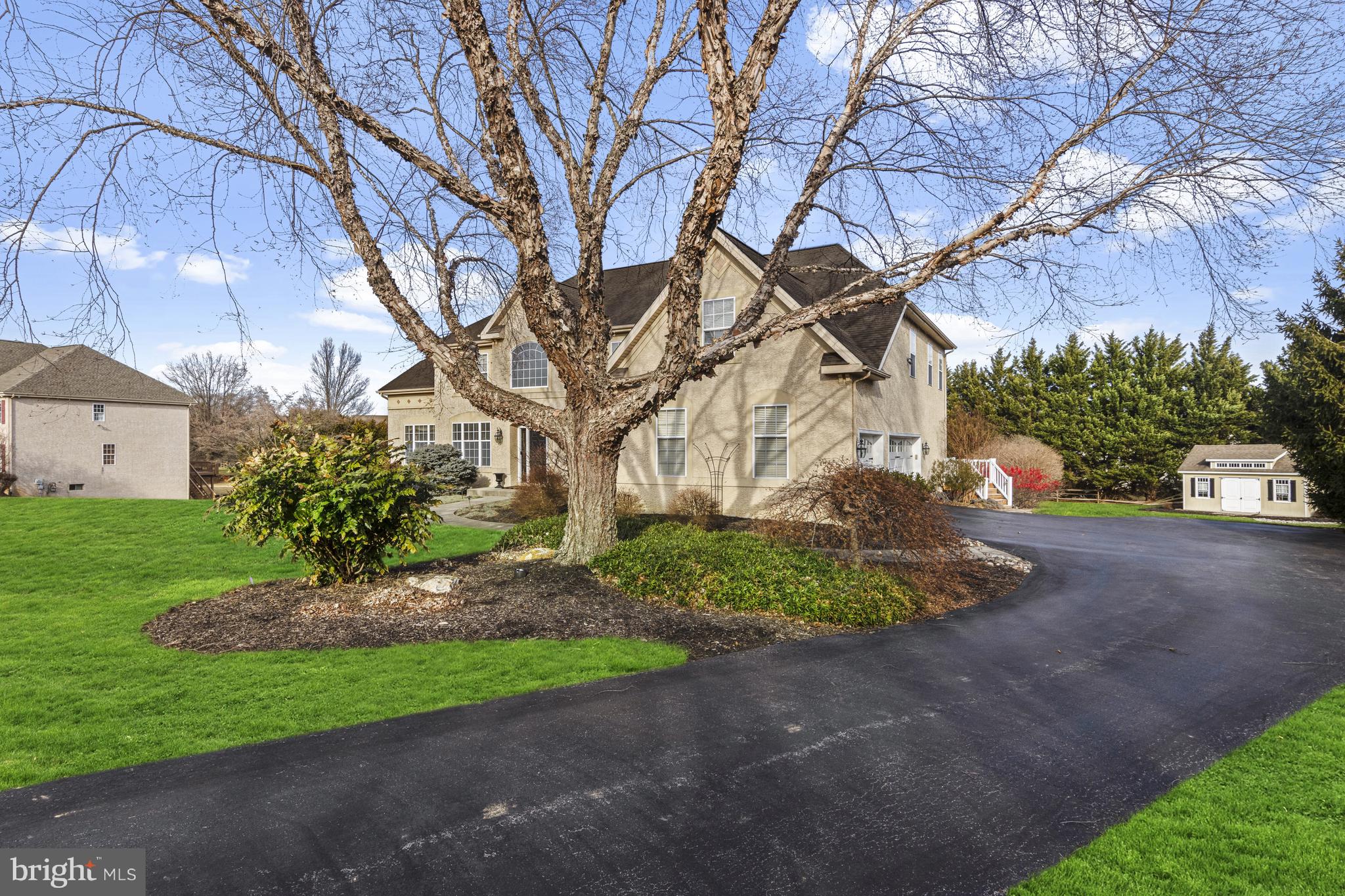 LAUREL HEIGHTS - Residential