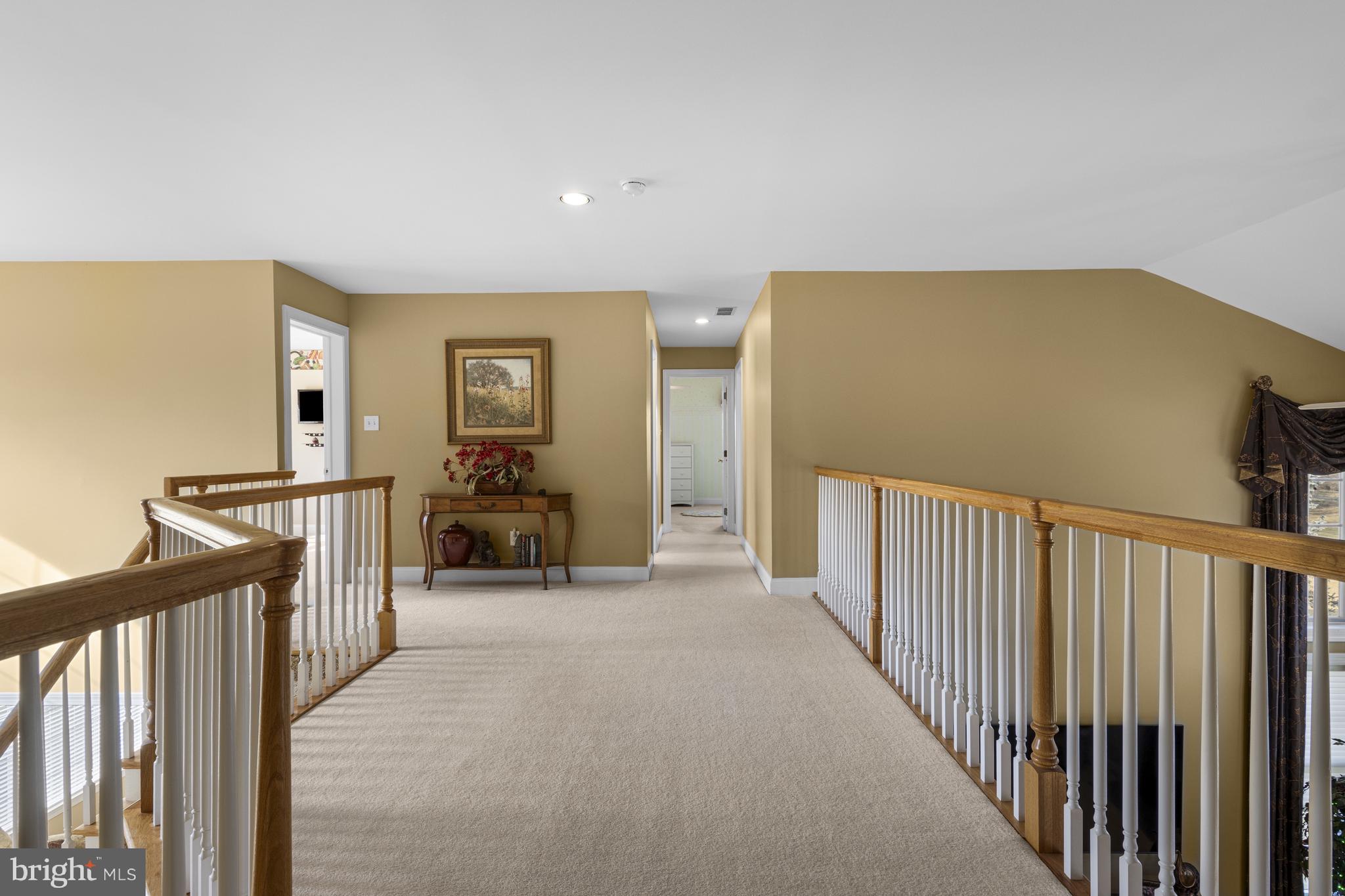 LAUREL HEIGHTS - Residential