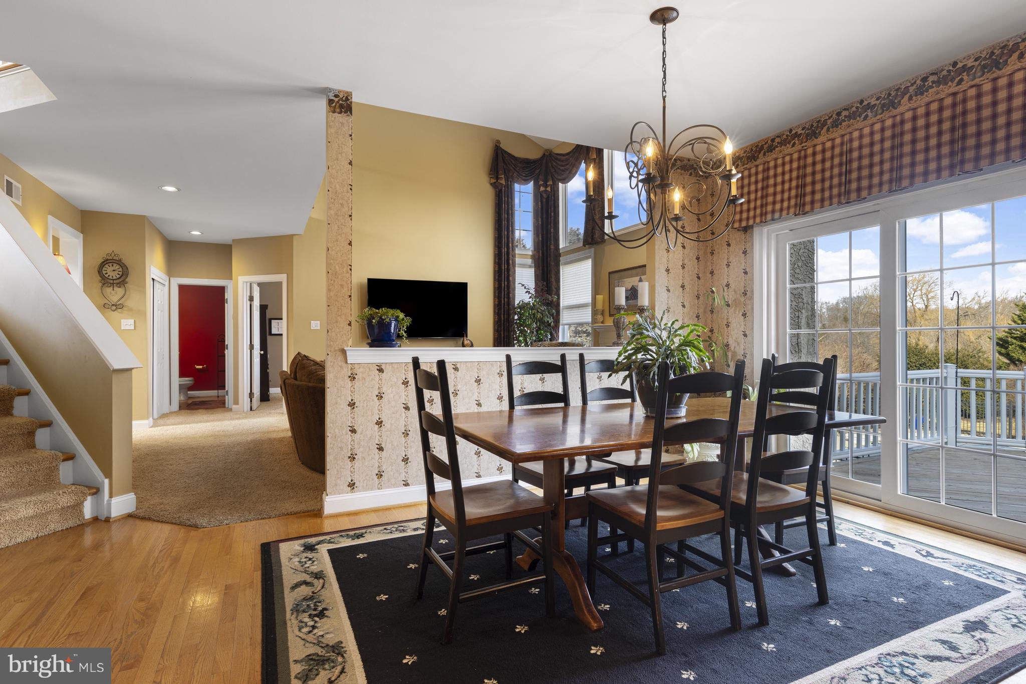 LAUREL HEIGHTS - Residential