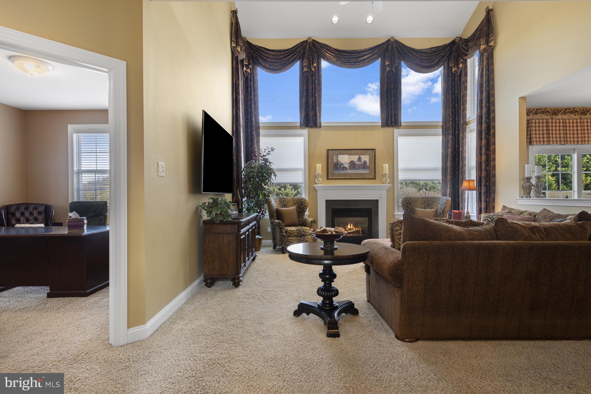 LAUREL HEIGHTS - Residential