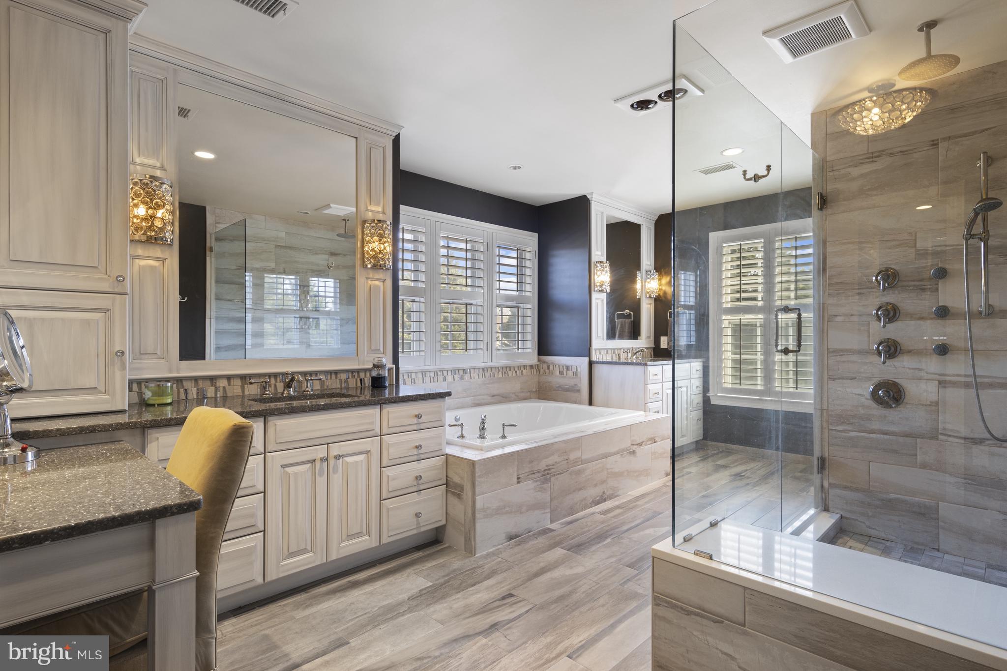 LAUREL HEIGHTS - Residential