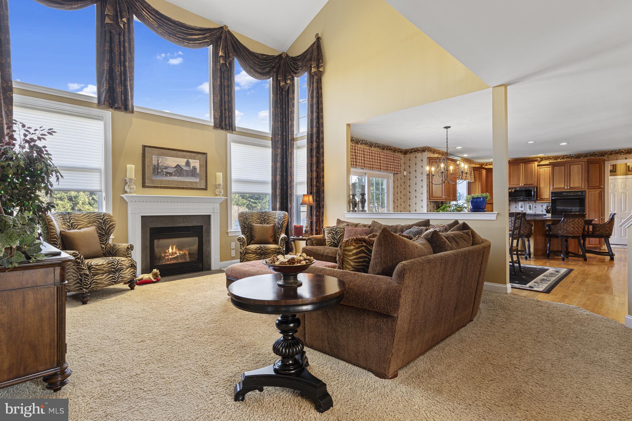 LAUREL HEIGHTS - Residential