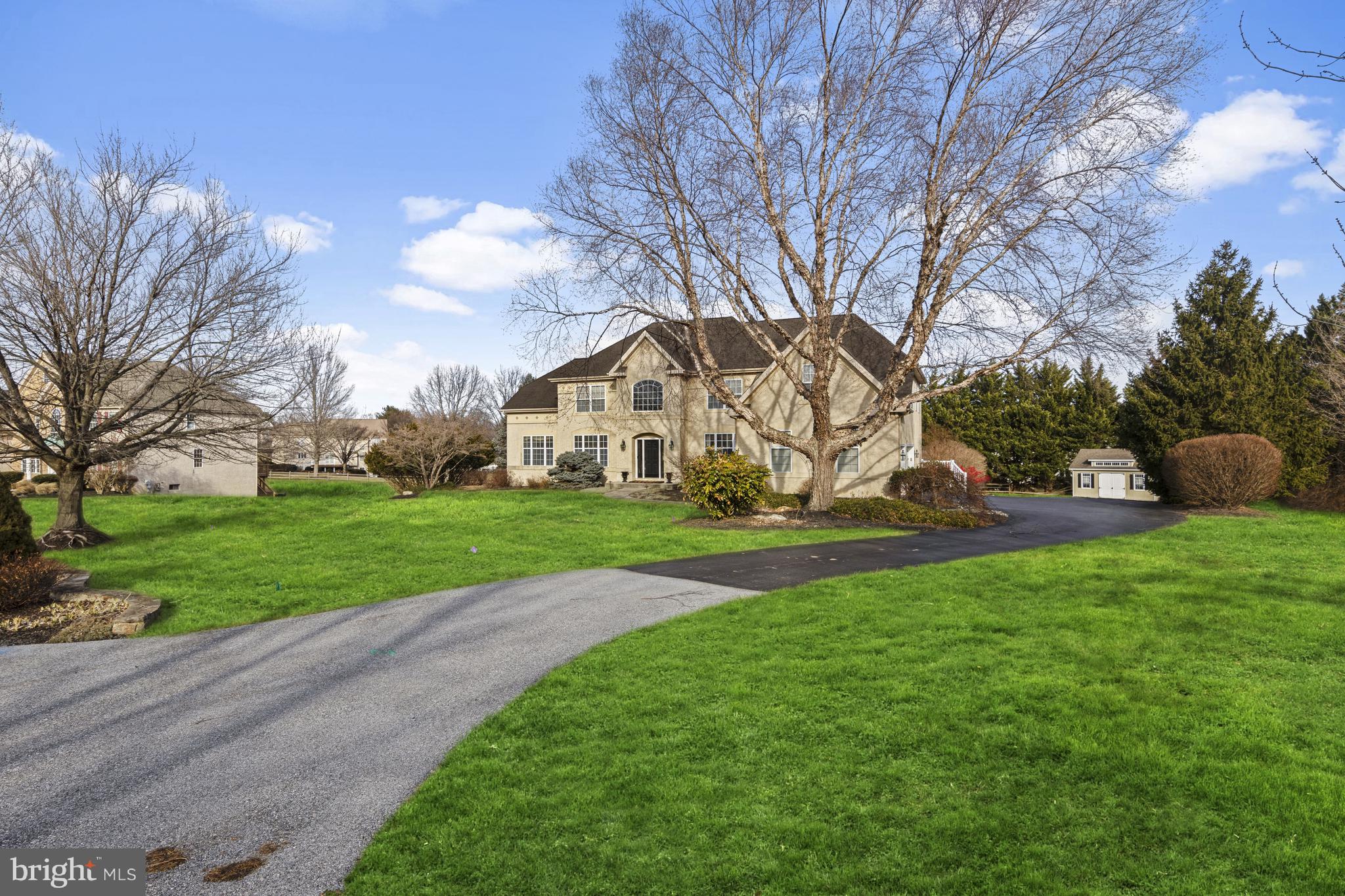 LAUREL HEIGHTS - Residential