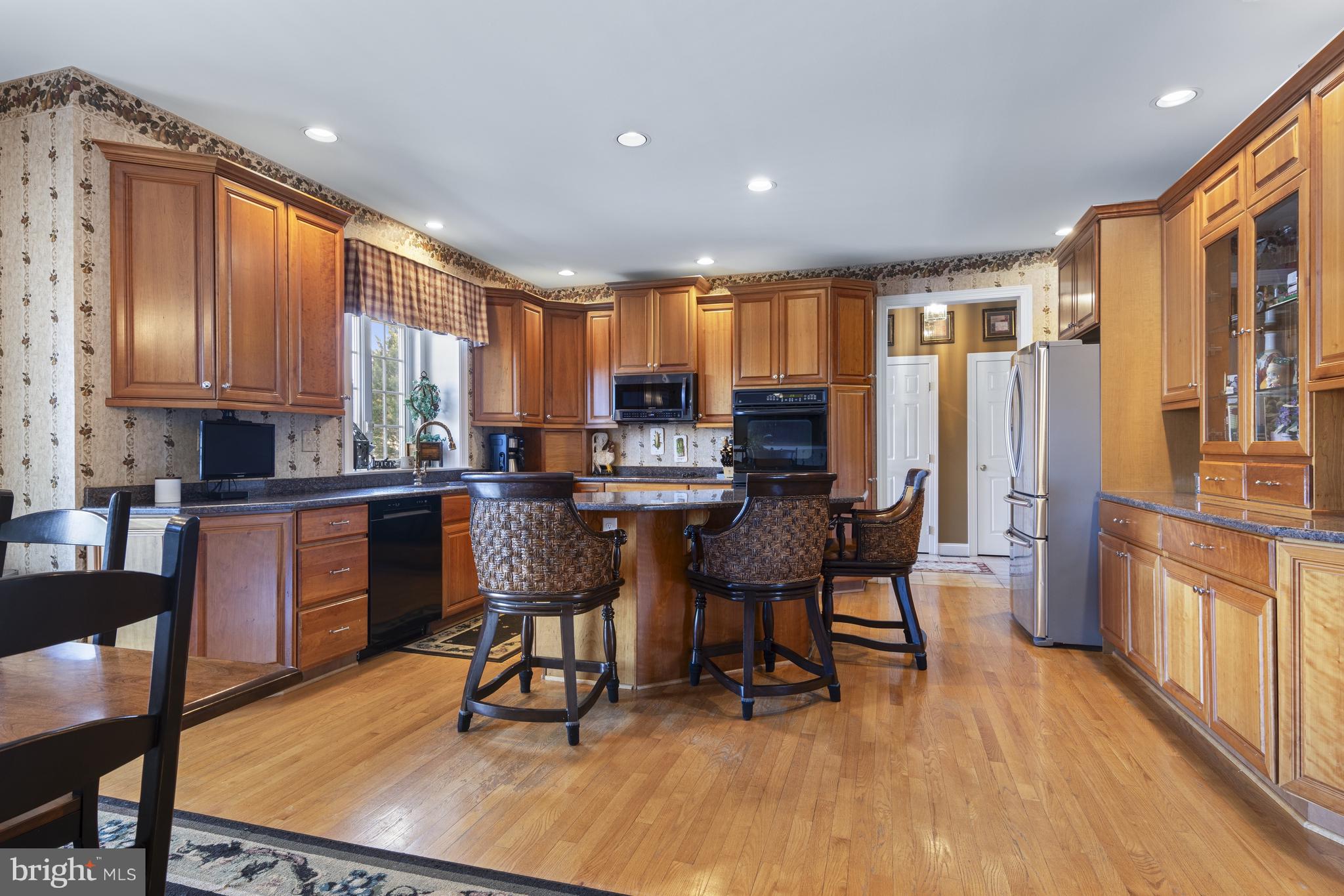 LAUREL HEIGHTS - Residential